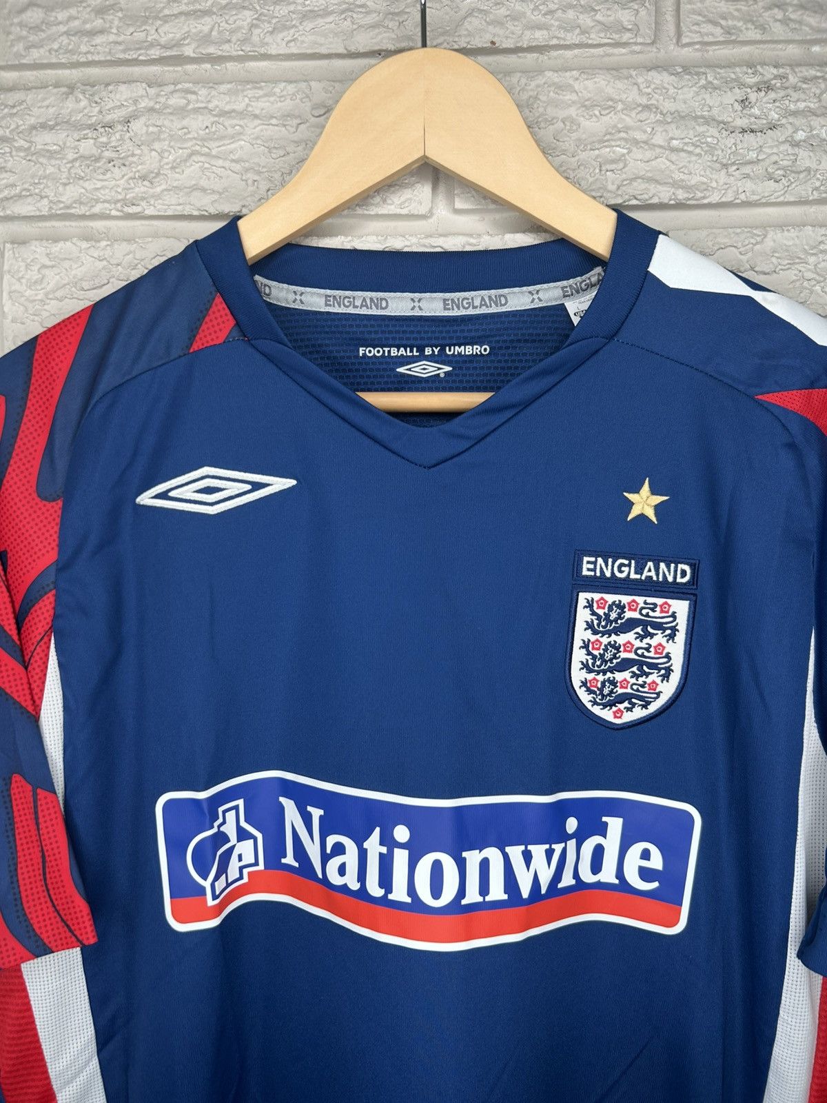 Umbro Vintage Umbro England 2005 Training Jersey Size US L / EU 52-54 / 3 - 6 Thumbnail