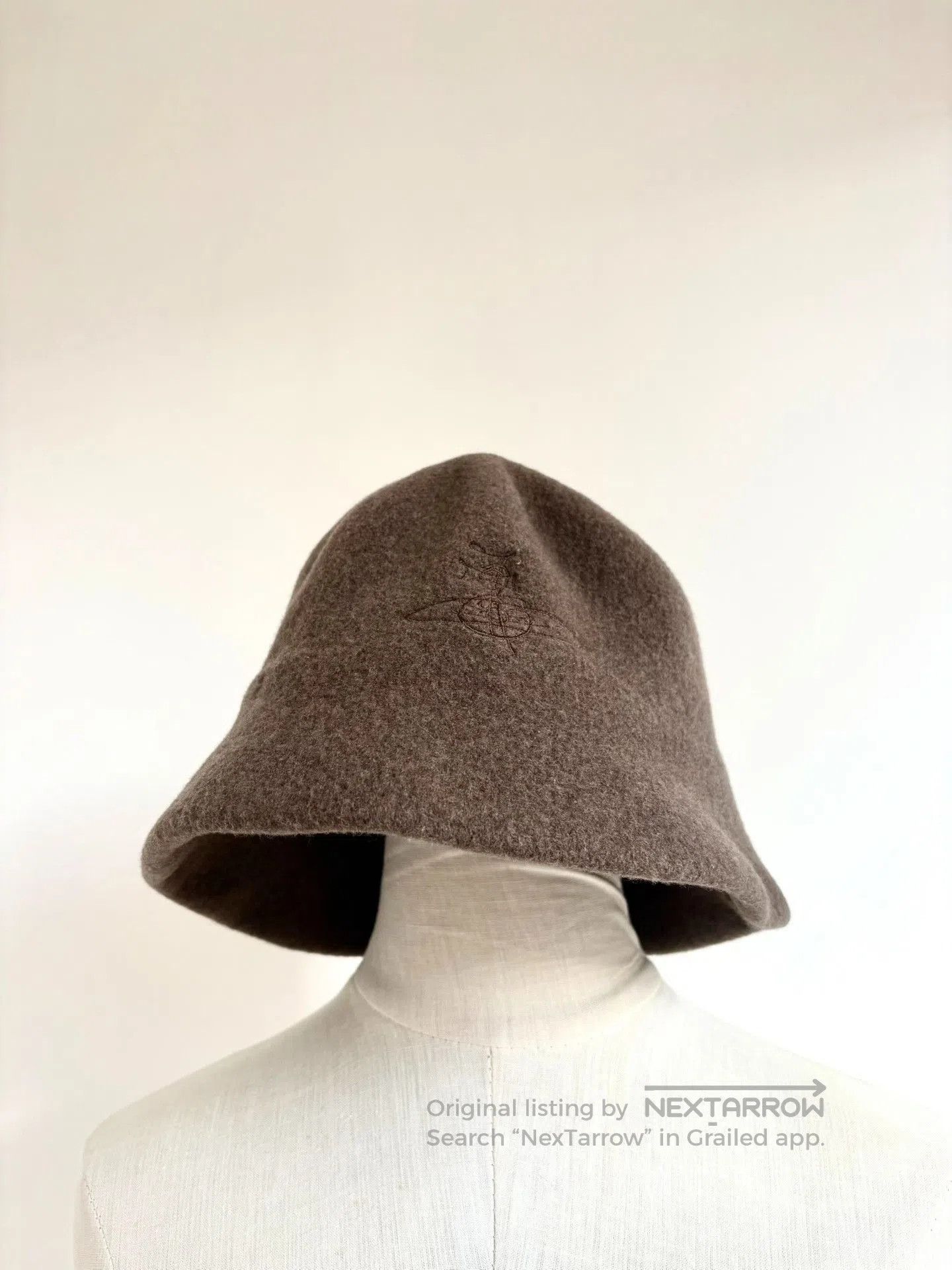 Vivienne Westwood Vivienne Westwood Big Saturn Fisherman Hat. Size ONE SIZE - 4 Thumbnail