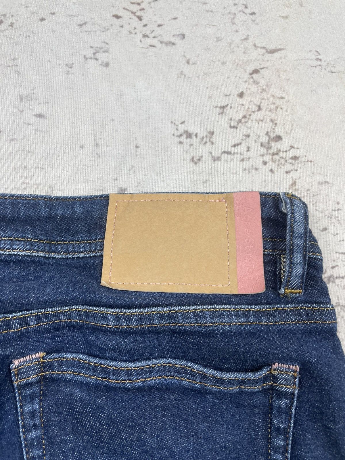 Acne Studios Acne Studios W30 L32 Climb Dark Blue Denim Jeans (Men’s) EGV Size 30" / US 8 / IT 44 - 7 Thumbnail