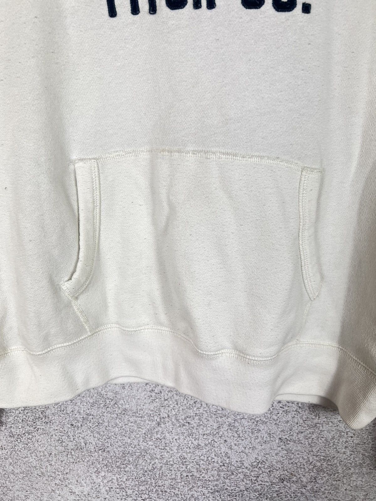 Abercrombie & Fitch Vintage Abercrombie Fitch Embroidered Logo Hoodie Size US L / EU 52-54 / 3 - 4 Thumbnail