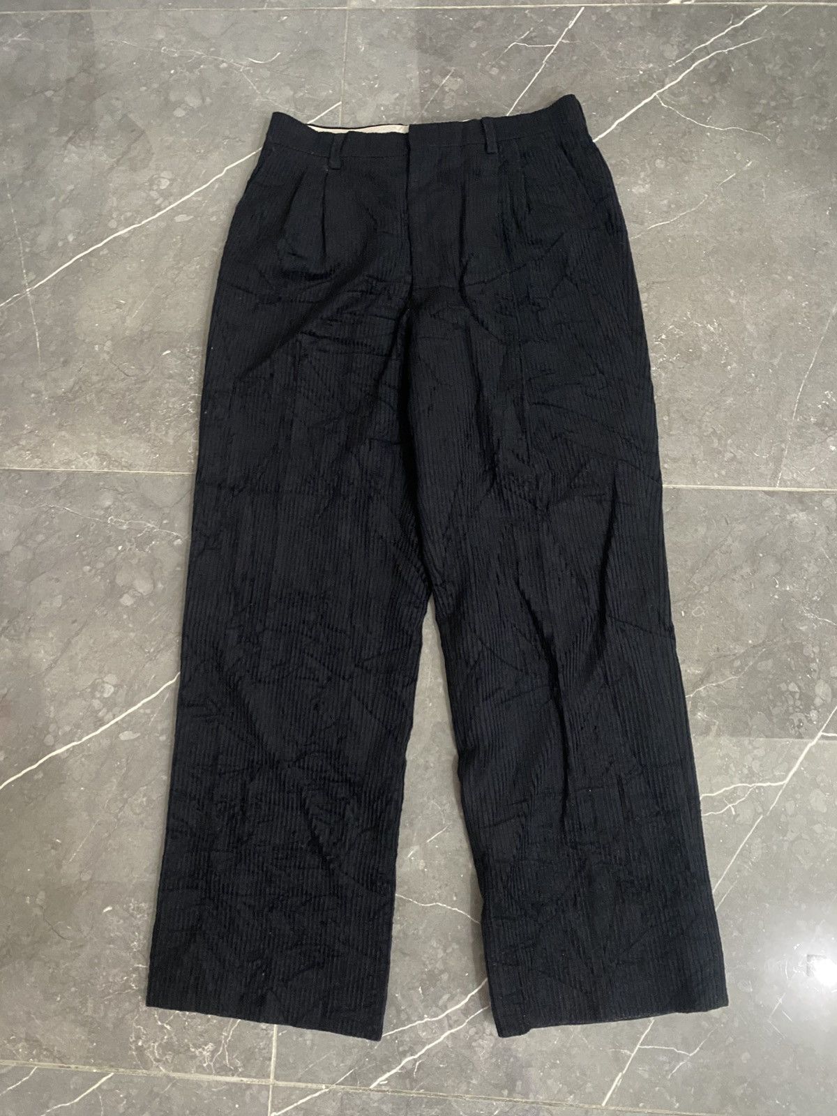 Balenciaga Balenciaga Corduroy Baggy Pants Size US 30 / EU 46 - 1 Thumbnail