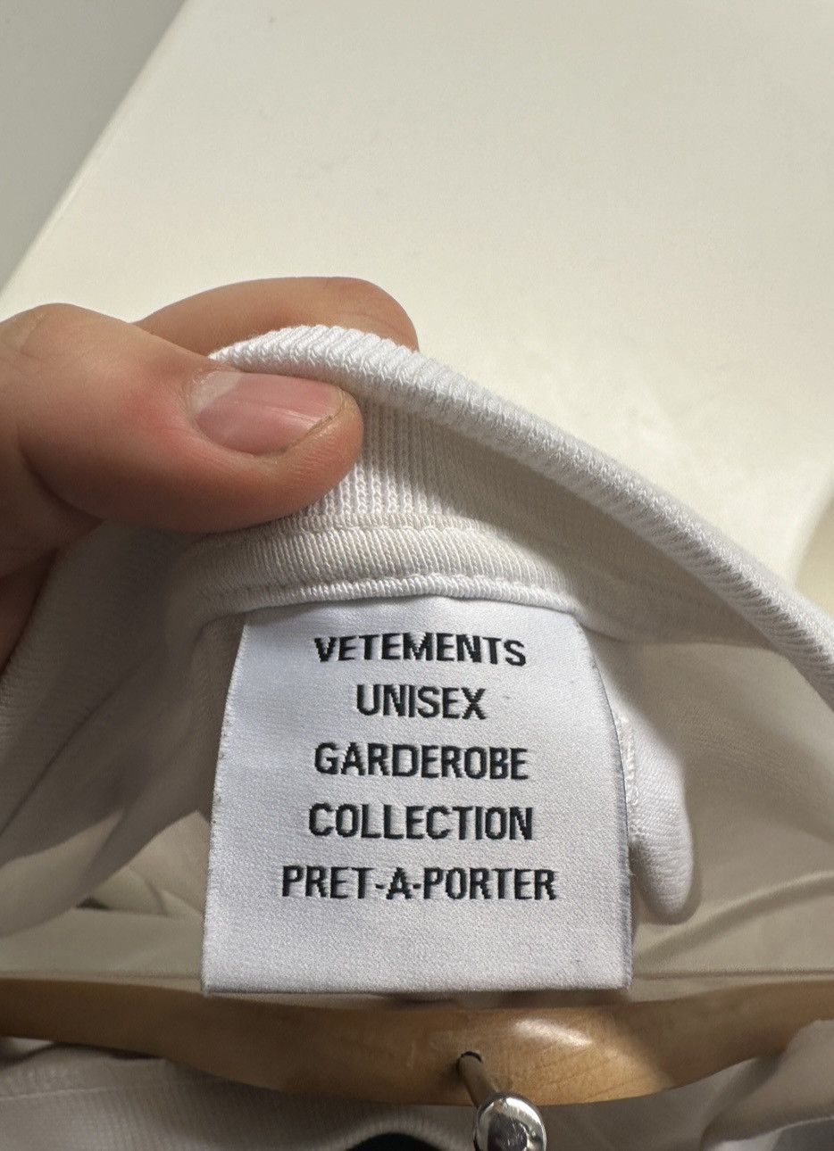 Vetements Vetements Pink Logo Longsleeve Size US S / EU 44-46 / 1 - 4 Thumbnail
