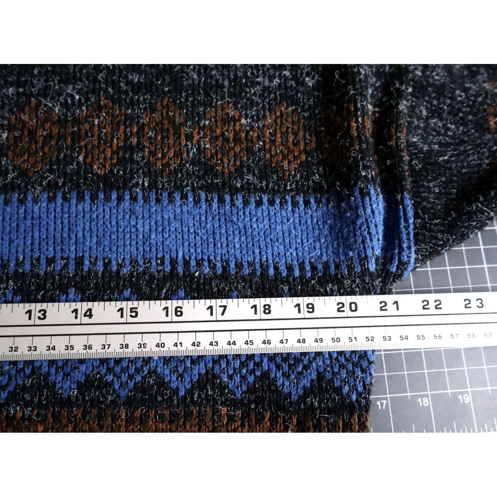 Vintage VINTAGE Scandia Sweater Men's Large Gray Blue Fair Isle Fuzzy Acrylic Knit VTG Size US L / EU 52-54 / 3 - 5 Thumbnail