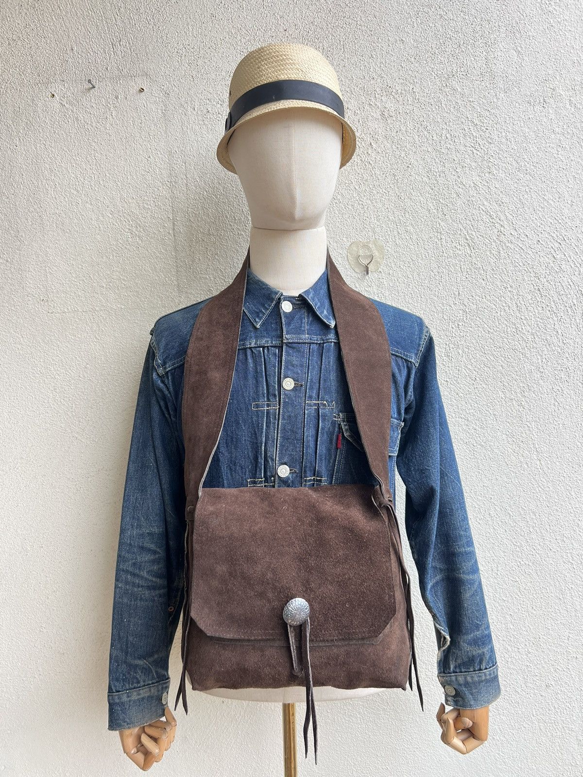 Japanese Brand Vintage Unknown Japan Brand Brown Suede Leather Bag Size ONE SIZE - 7 Thumbnail