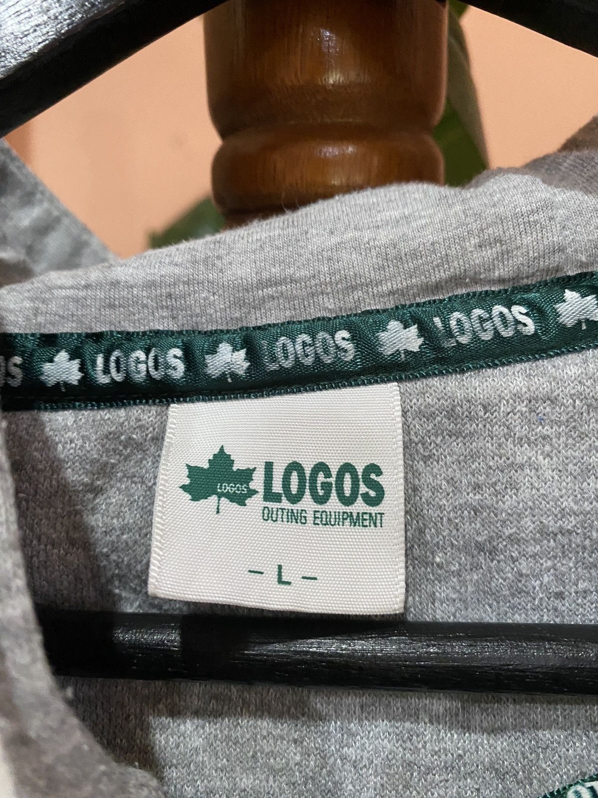 Other VINTAGE LOGOS HOODIE Size US L / EU 52-54 / 3 - 6 Thumbnail