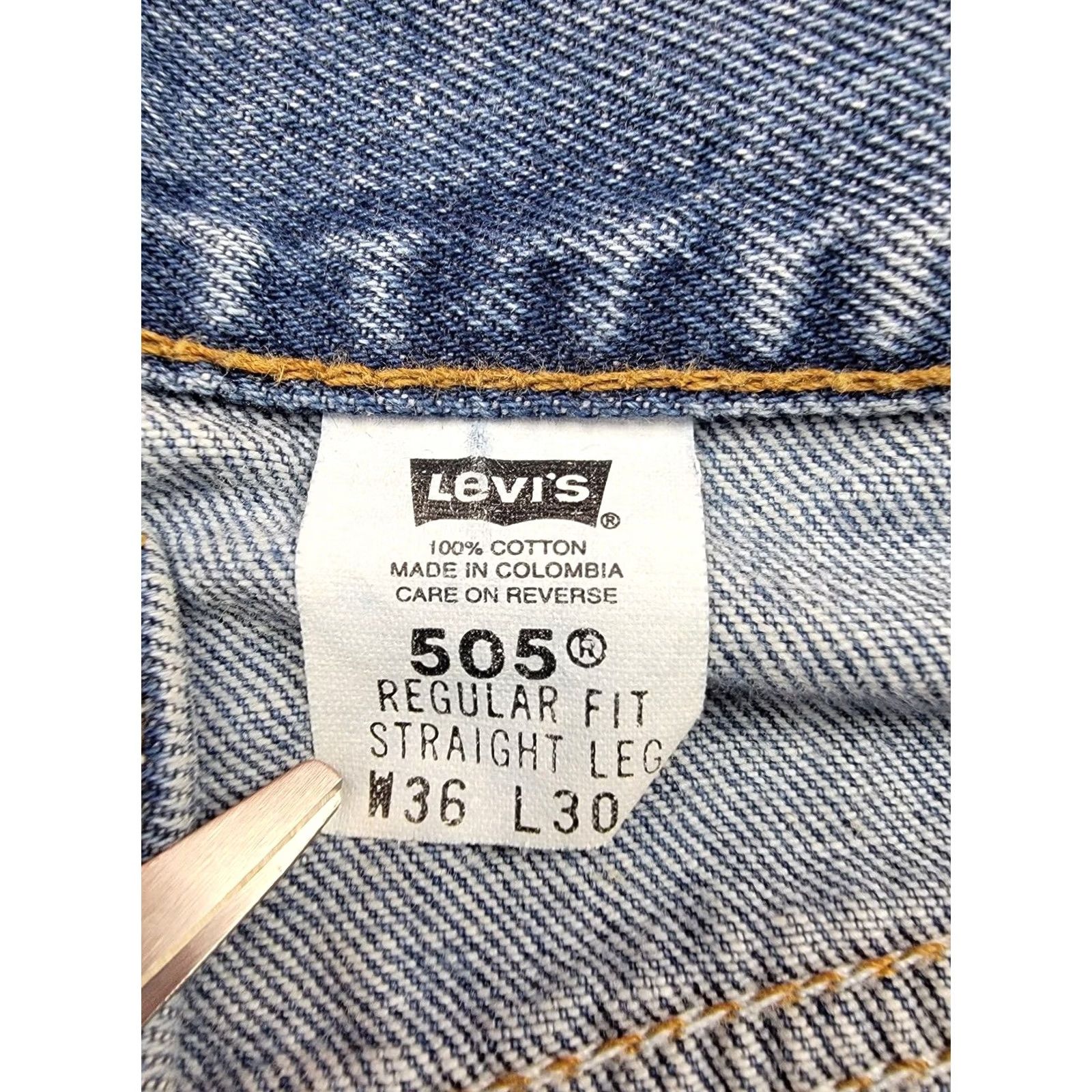 Levi's Levis 505 Jeans Mens 36x30 Blue Vintage 2000's Straight Regular Fit Regular 36 Jeans Blue Levi's 505 Mens Vintage Jeans USA Retro Hipster 2000s Boys? Size US 36 / EU 52 - 6 Thumbnail