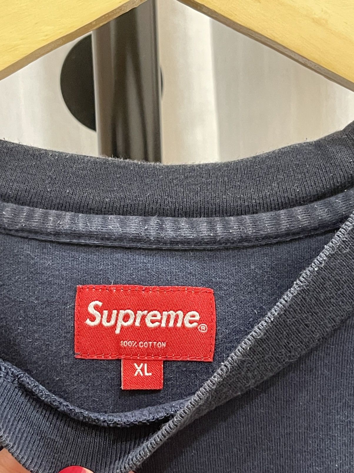Supreme Supreme Cracked Arc S/S Top Navy Size US XL / EU 56 / 4 - 3 Thumbnail