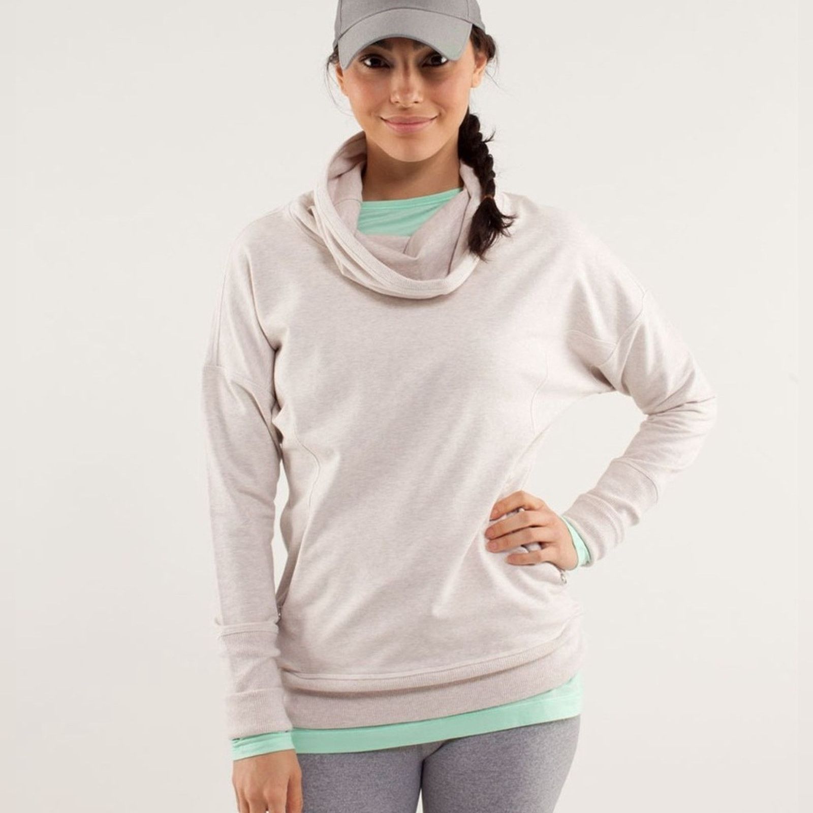 Lululemon Lululemon Rest Day Pullover in Dune Cream Sweater Cowl Neck Size M / US 6-8 / IT 42-44 - 1 Thumbnail