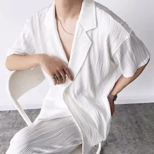 Japanese Brand Korean fashion white wave pleats short sleeve shirt jacket Size US XL / EU 56 / 4 - 3 Thumbnail