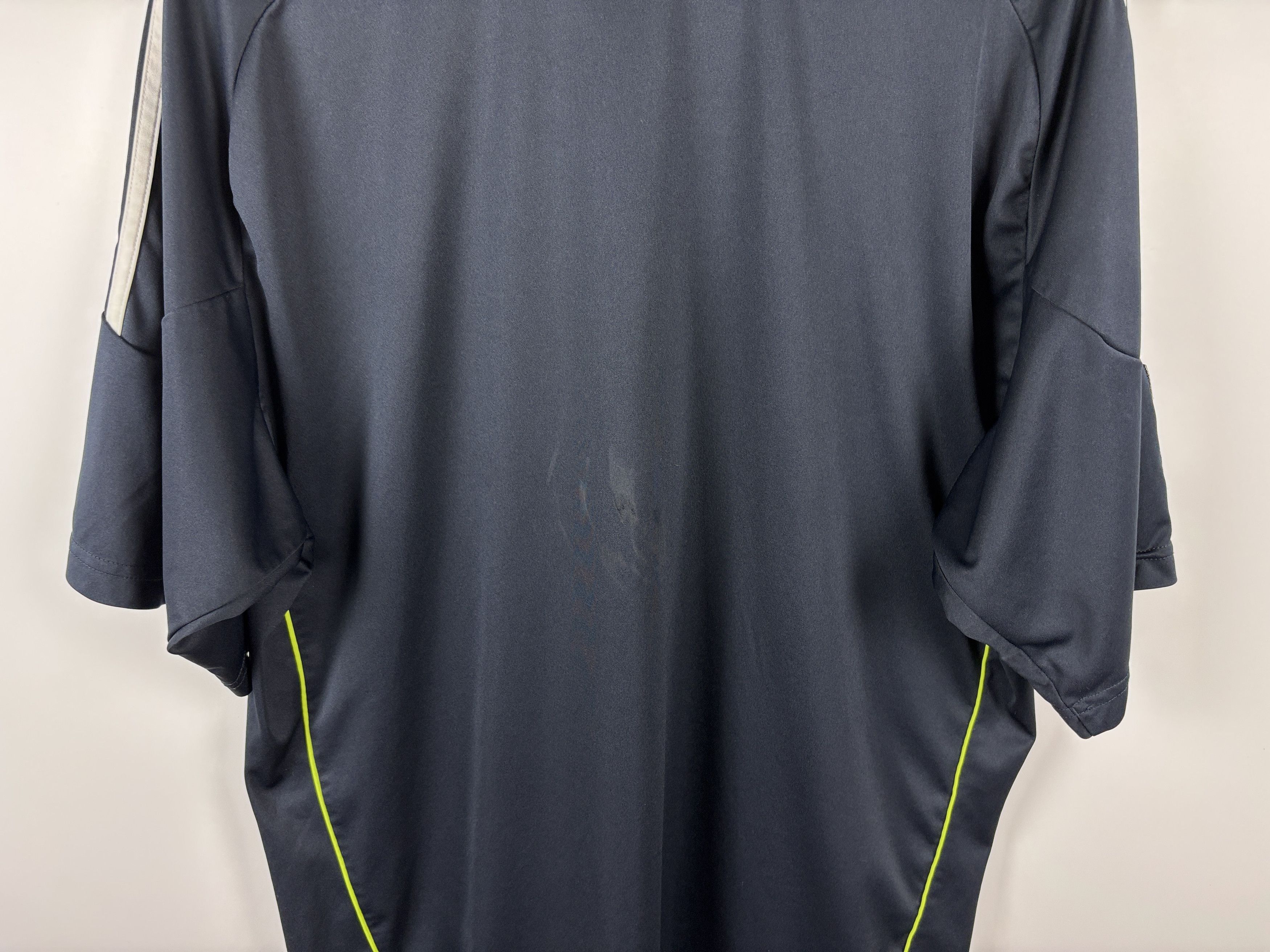 Adidas Real Madrid 2010-11 Away Football Jersey Adidas ~XL-XXL Size US XXL / EU 58 / 5 - 7 Thumbnail