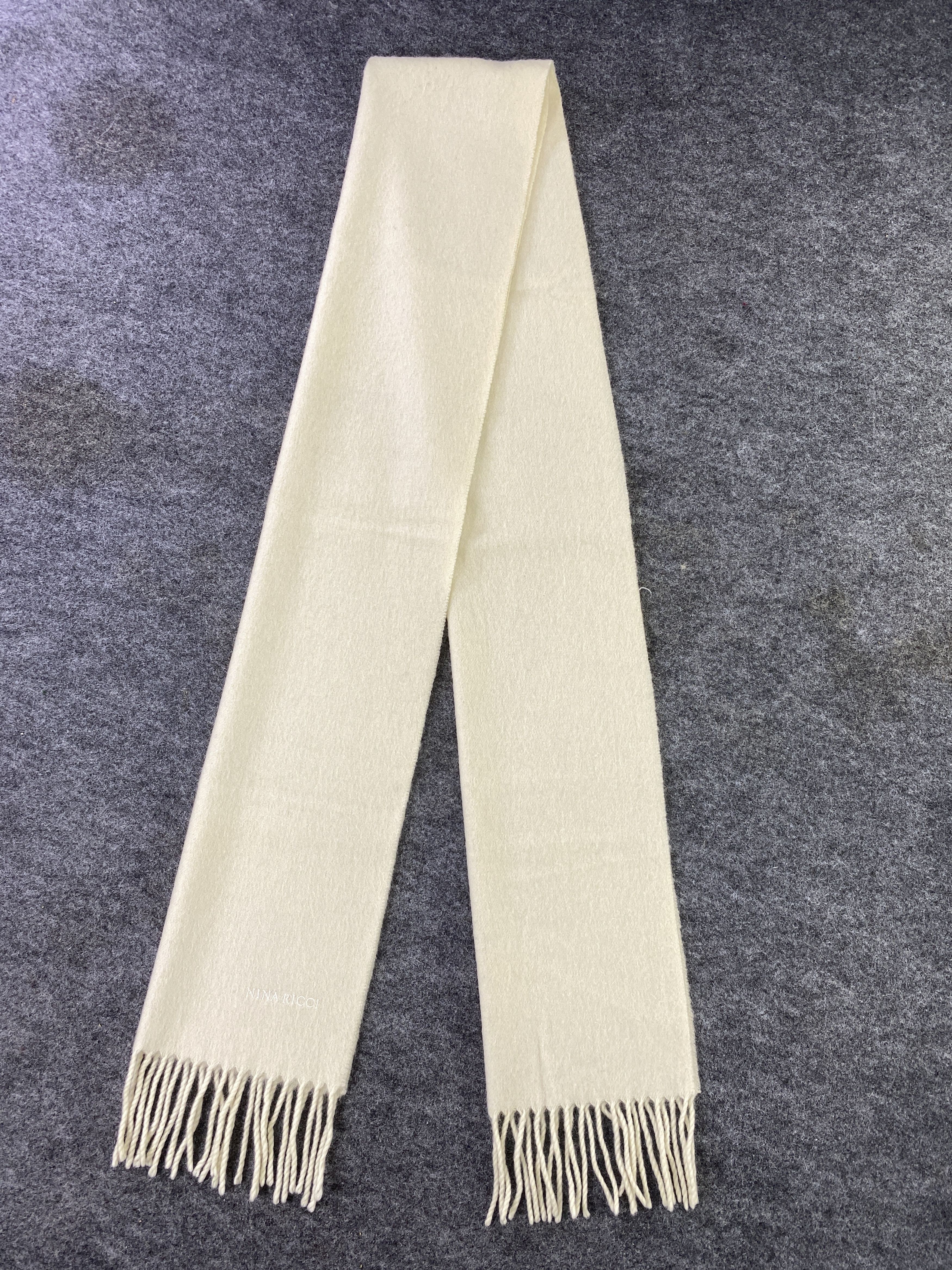 Designer NINA RICCI Scarf / Muffler / Neckwear -T625 Size ONE SIZE - 4 Thumbnail