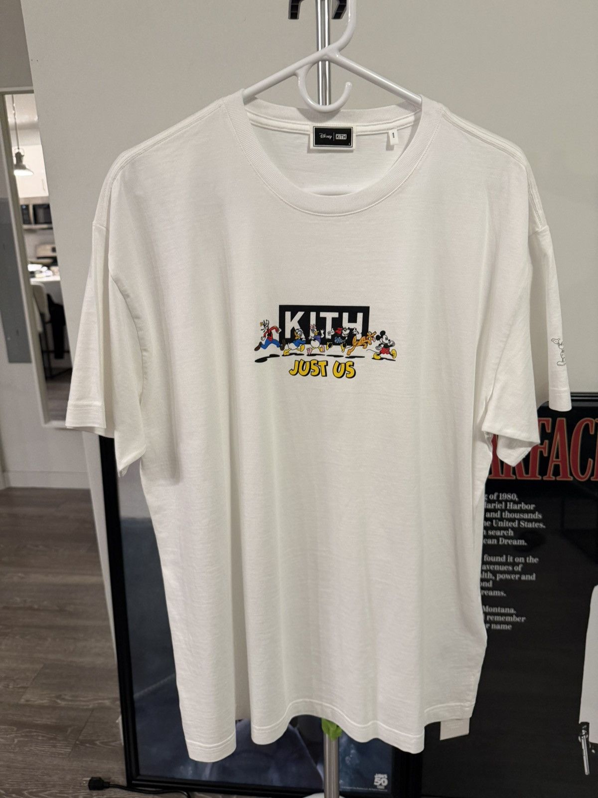 Kith Kith X Disney “Mickey & Friends Family Vintage Tee” Size US L / EU 52-54 / 3 - 1 Thumbnail