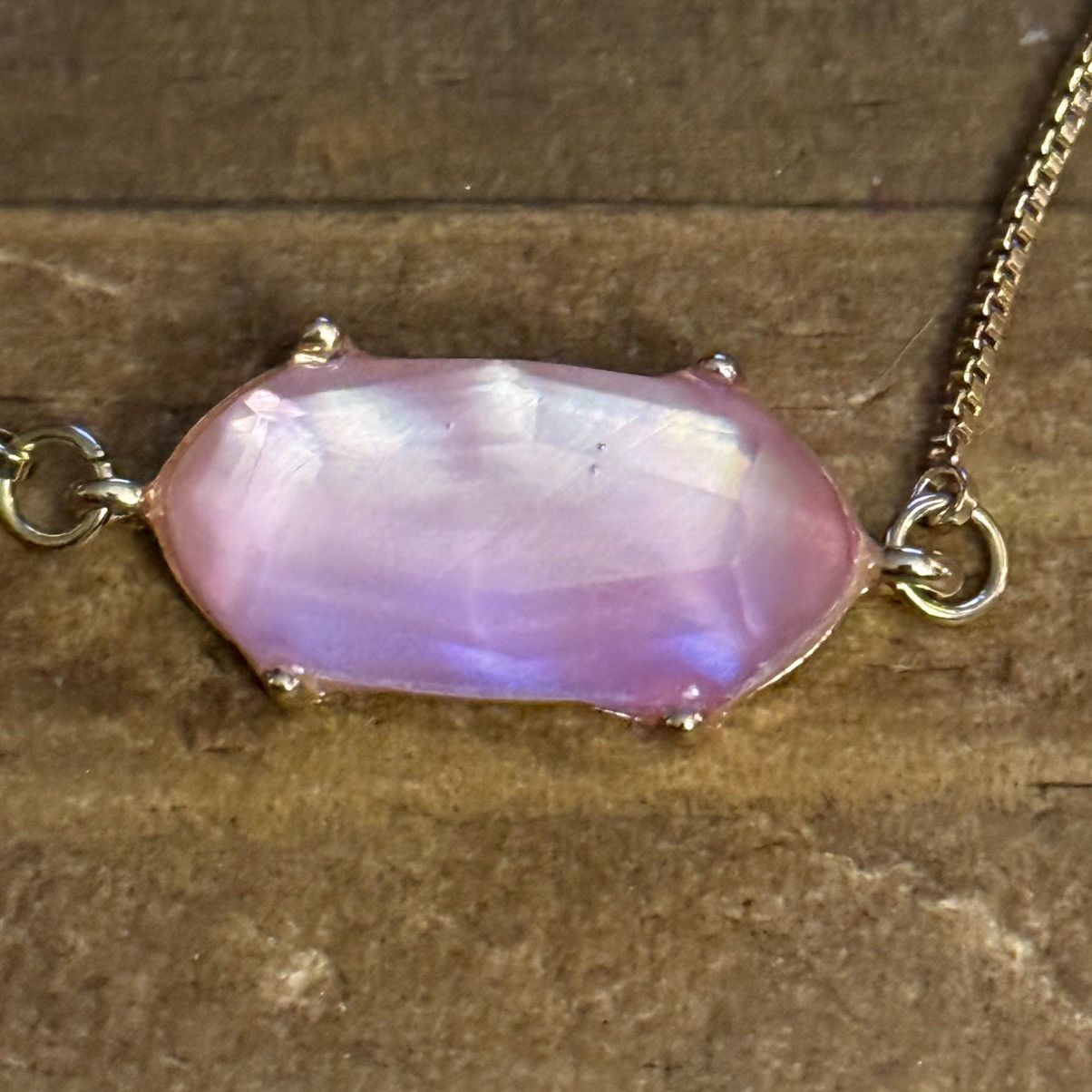 Other Gold tone iridescent pink stone bolo bracelet Size ONE SIZE - 5 Thumbnail