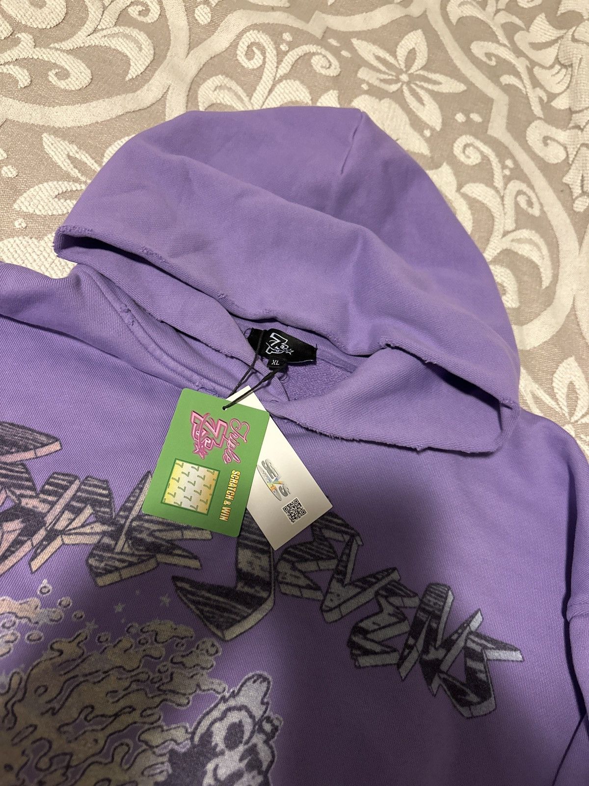 TRIPLE SEVENS Triple Seven Bear Graphic Hoodie Size US XL / EU 56 / 4 - 2 Thumbnail