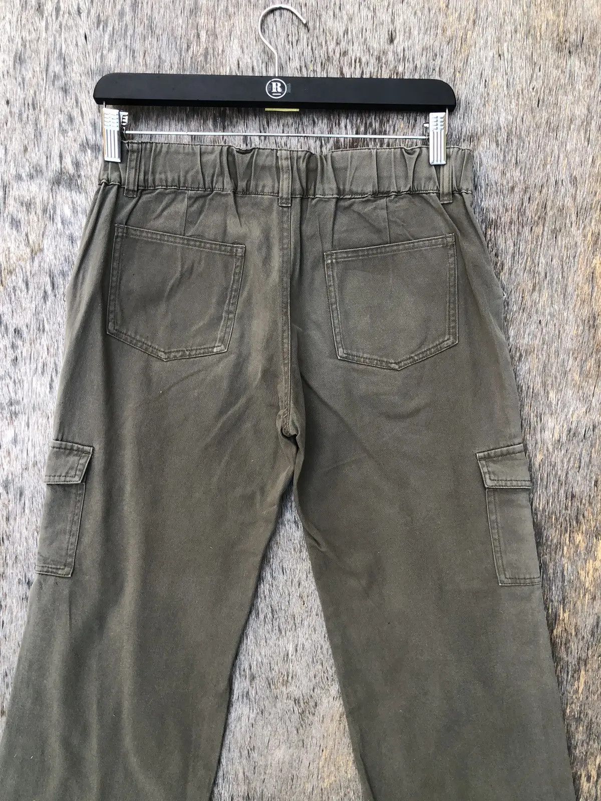 Beauty Beast × Japanese Brand Very Rare Cargo Multipocket Tactical Utility W28 x L36.5 Size US 28 / EU 44 - 12 Thumbnail