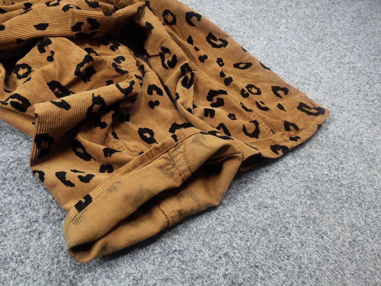 Obey Obey Abbott Painter Leopard Corduroy pants Vintage Y2K Size 28" / US 6 / IT 42 - 11 Thumbnail
