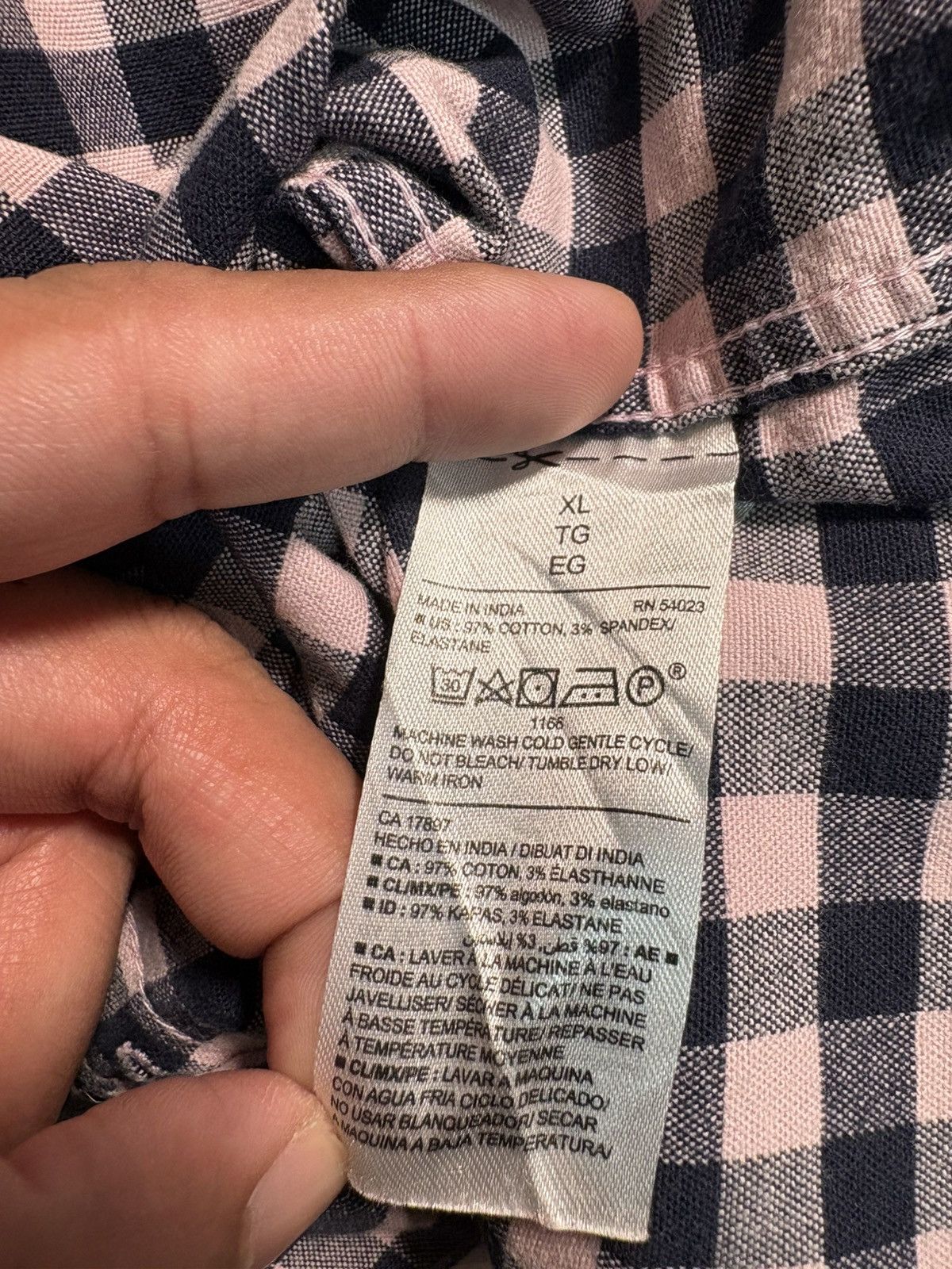 Old Navy Old Navy Slim Fit Stretch Oxford Shirt - Navy/Pink Gingham Size US XL / EU 56 / 4 - 7 Thumbnail
