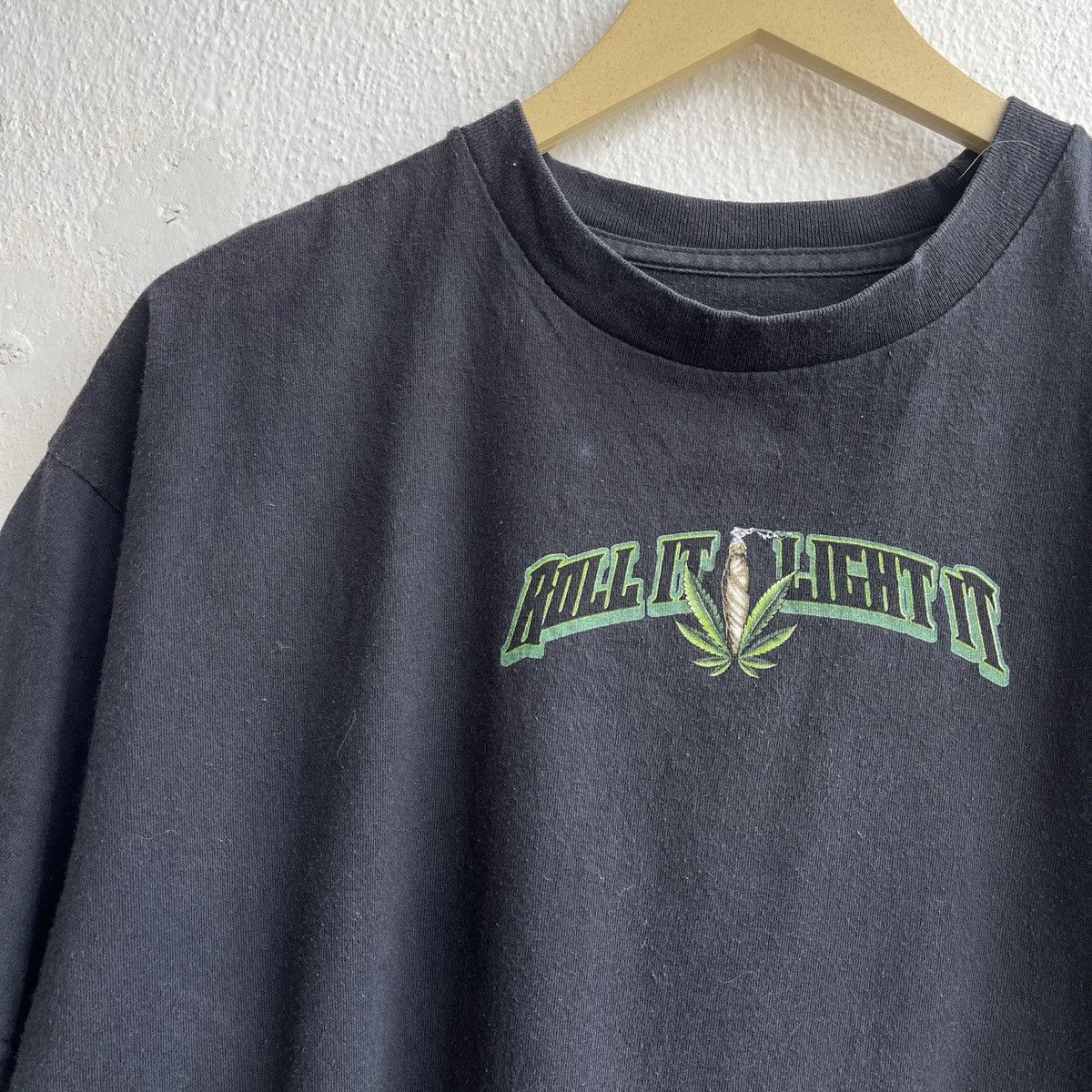 Other Streetwear Weeds Roll It Light It Big Printed TShirt Size US XL / EU 56 / 4 - 5 Thumbnail