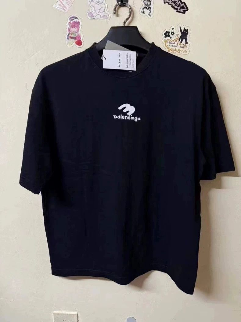 Balenciaga Balenciaga Graffiti Logo Short Sleeve Tee - dmc Size US S / EU 44-46 / 1 - 1 Thumbnail