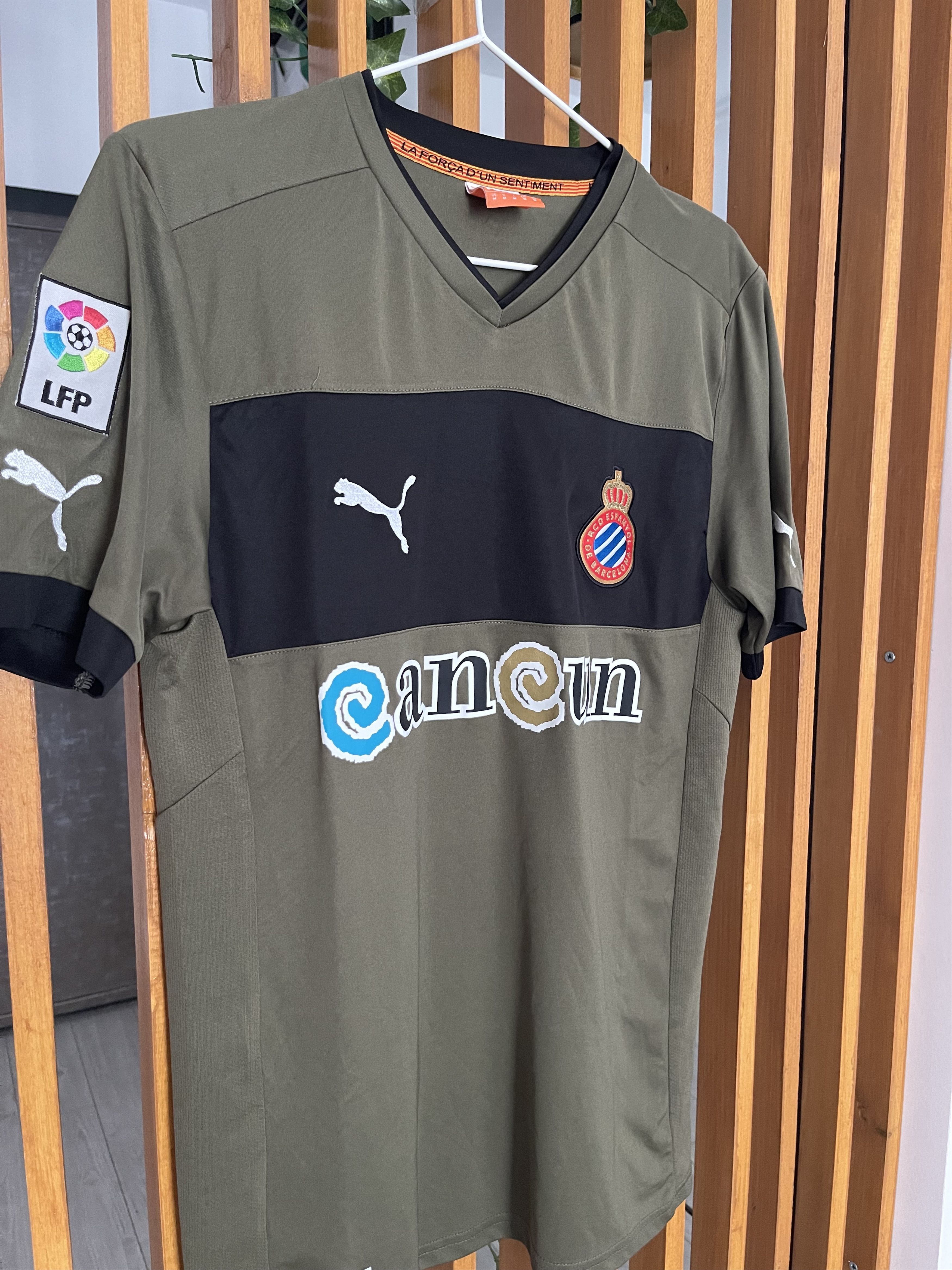 Puma Puma 2012-13 RCD Espanyol Away Jersey – Size M Size US M / EU 48-50 / 2 - 2 Thumbnail