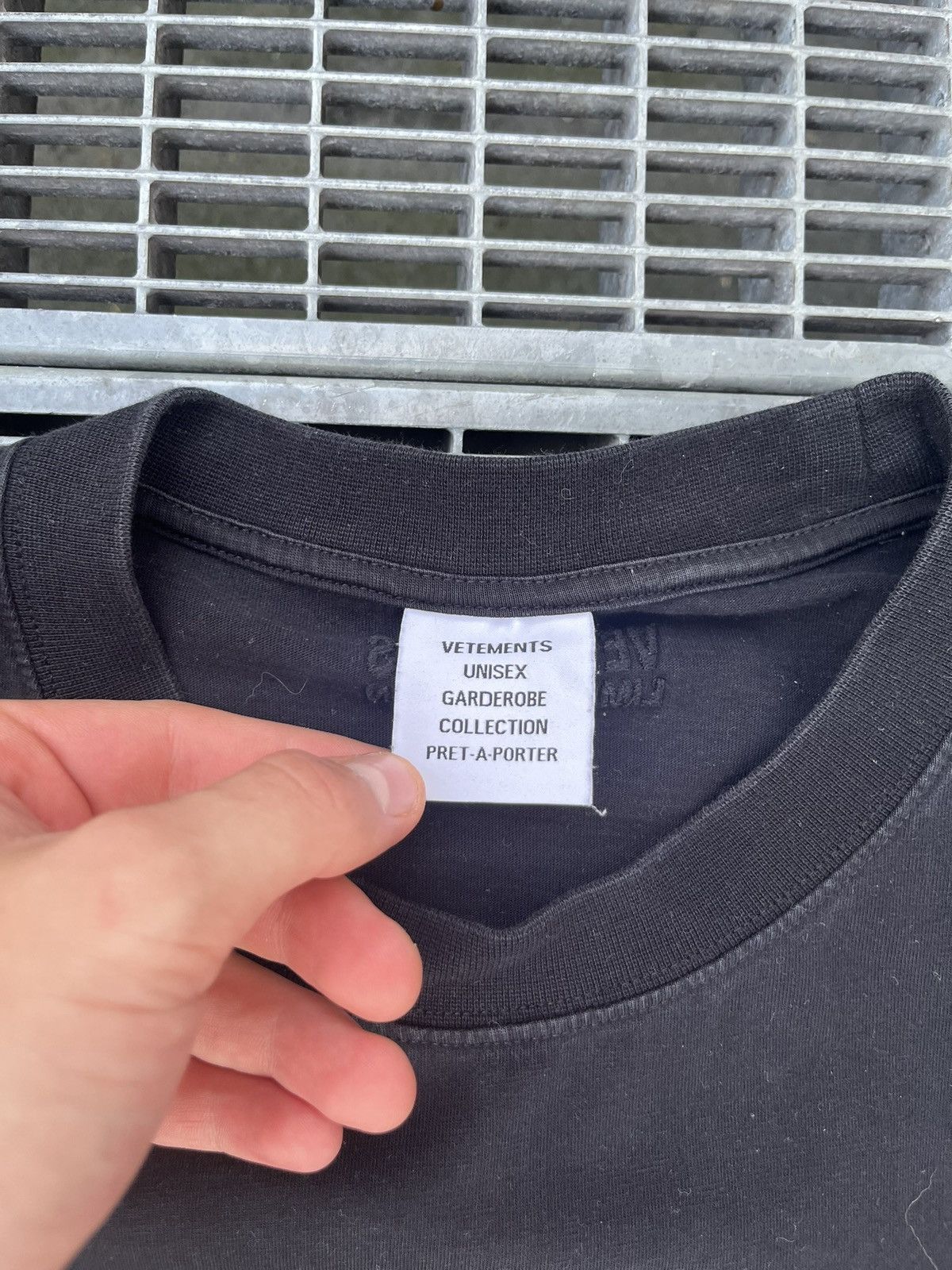 Vetements Vetements Unicorn T-shirt Size US XS / EU 42 / 0 - 3 Thumbnail