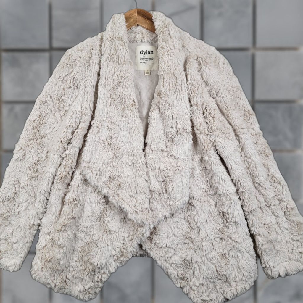 Vintage Dylan Faux Fur Wrap Coat Women's Medium Ivory Short Coat Long Sleeve Casual Steampunk Size M / US 6-8 / IT 42-44 - 1 Thumbnail