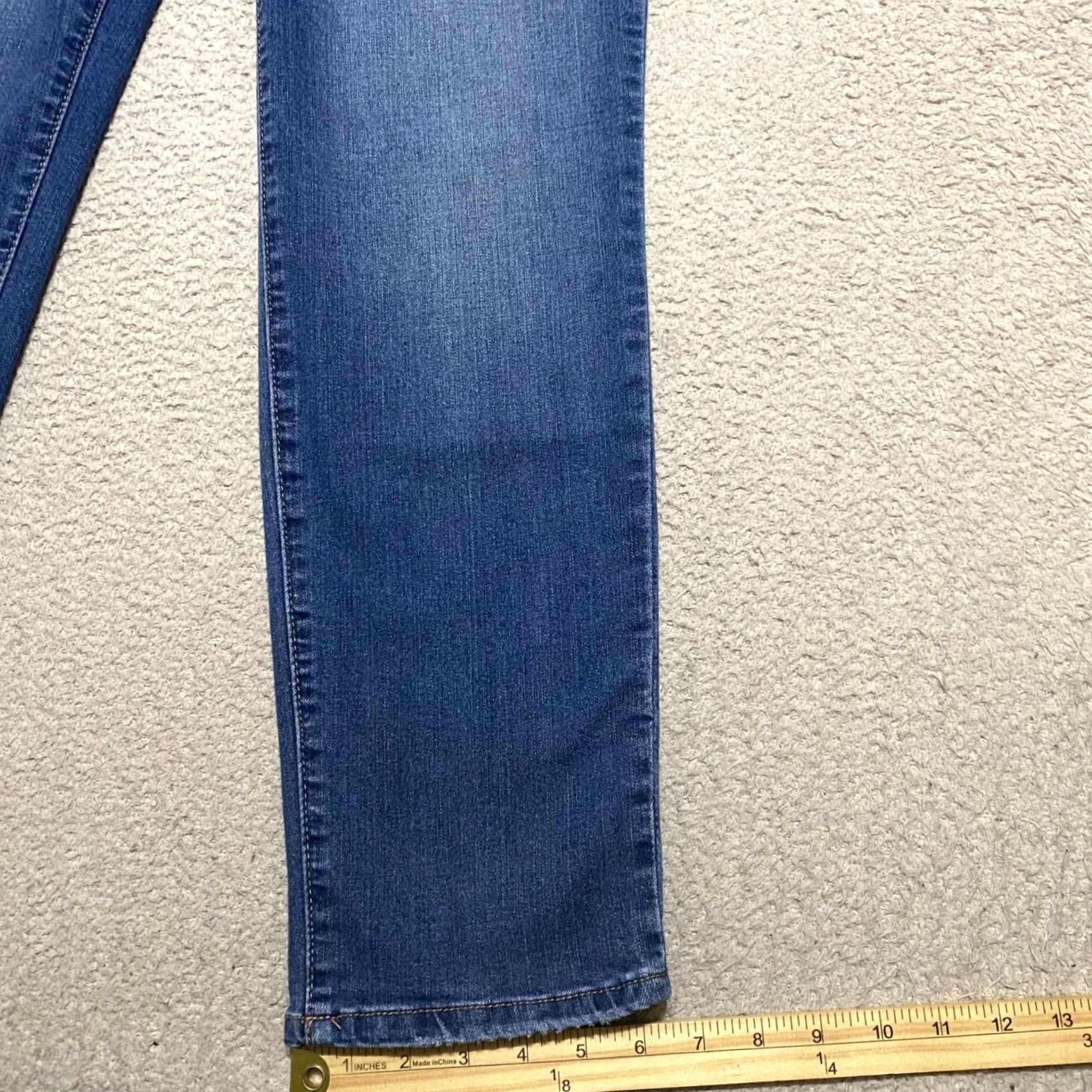 Vintage 1822 Denim Jeans Blue 14 Straight High Rise Distressed Denim Cotton Blend Womens Regular Size 14 Jeans Size 36" / US 14 / IT 50 - 5 Thumbnail