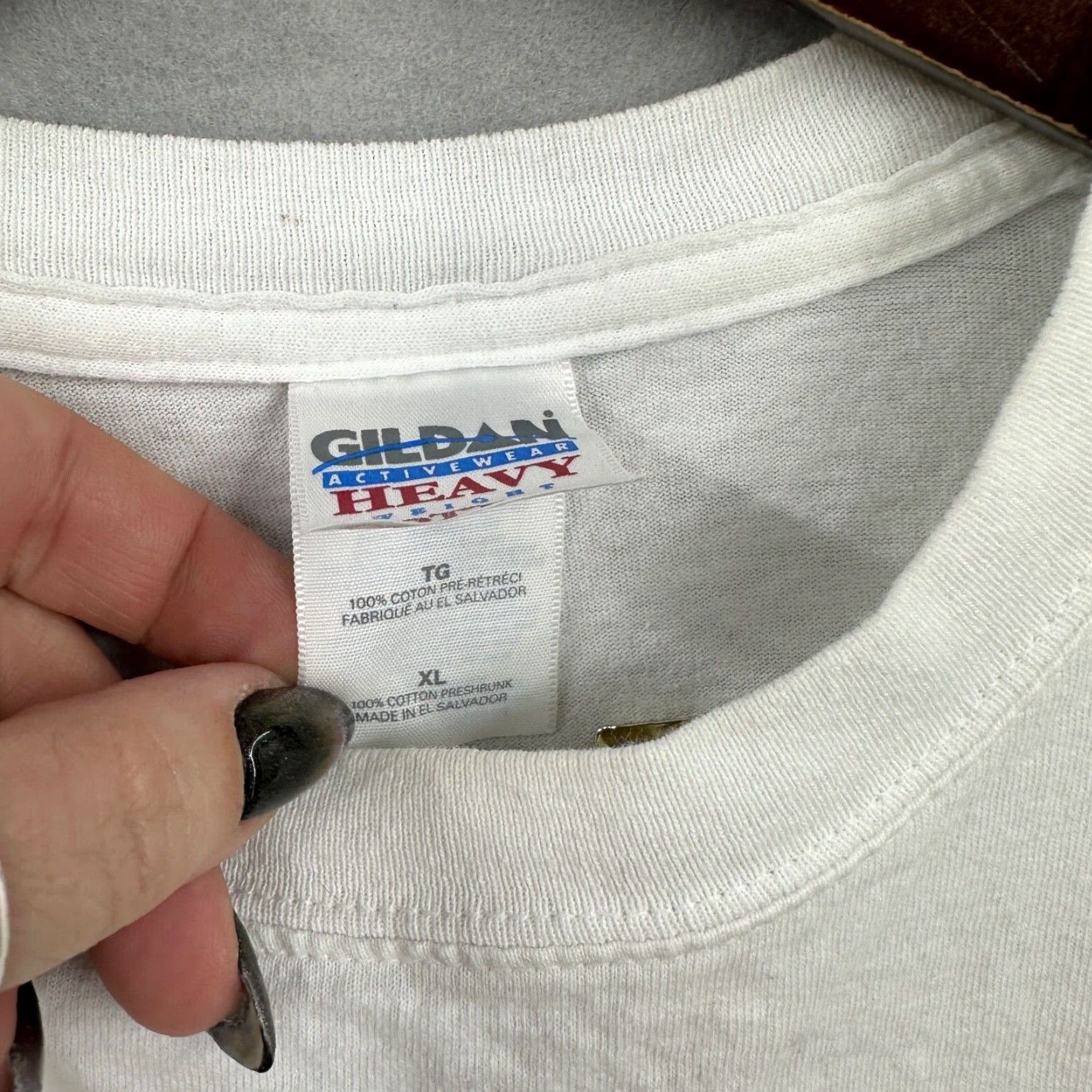 Gildan VINTAGE Nickelback 2002 Jim Beam Tour Tee Shirt L White Cotton Jersey Men T-Shirt 2002 Y2k Concert Music Shirt Nickelback Mens L White 2002 Tour Tee Size US L / EU 52-54 / 3 - 7 Thumbnail