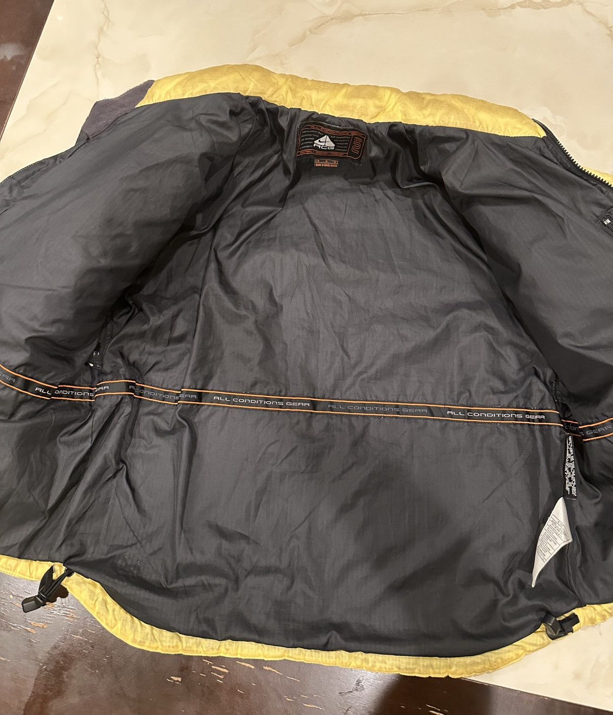 Nike Nike ACG Jacket Size US M / EU 48-50 / 2 - 4 Thumbnail