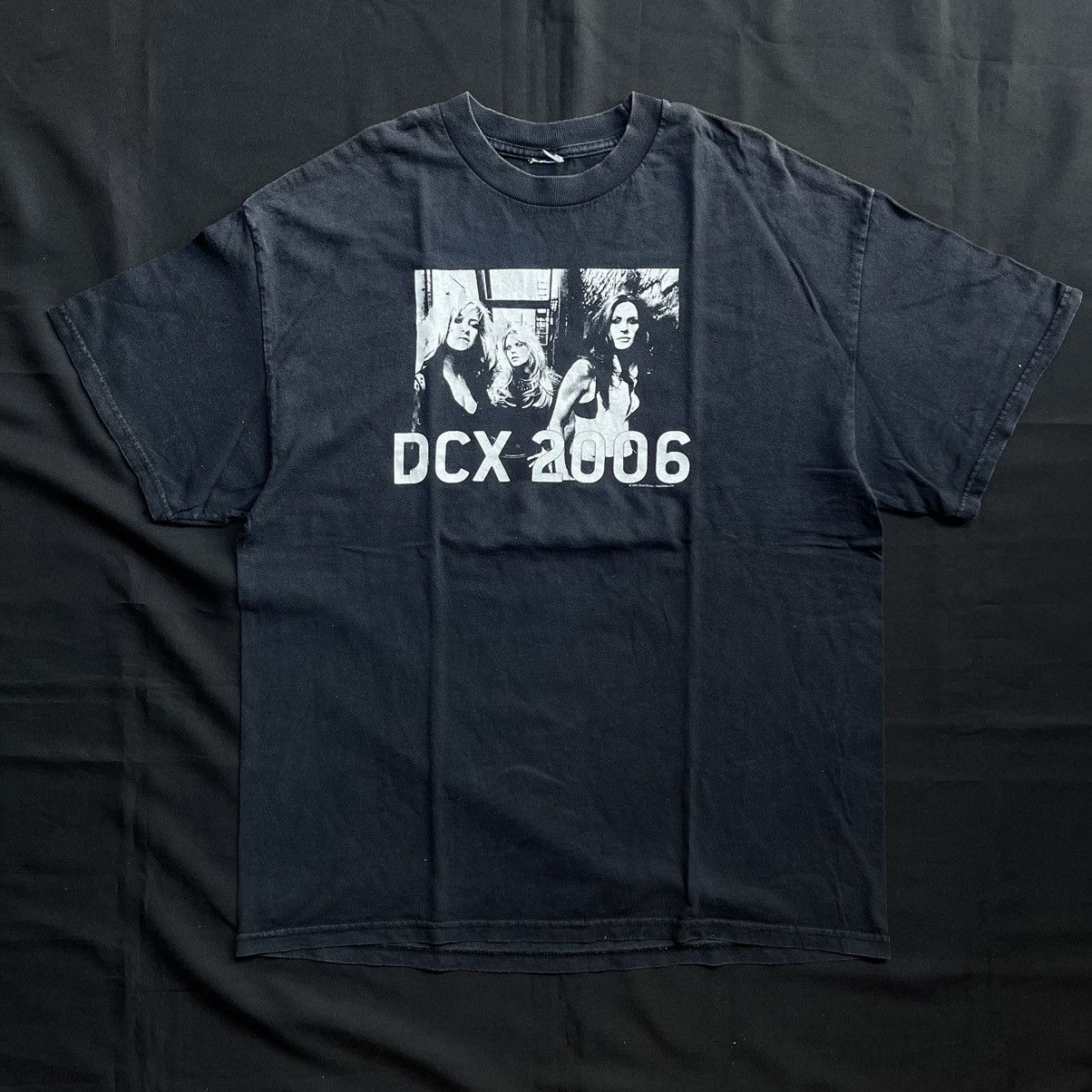Band Tees × Vintage Vintage Y2K Band Dixie Chick (copyright 2006) Size US XL / EU 56 / 4 - 1 Thumbnail