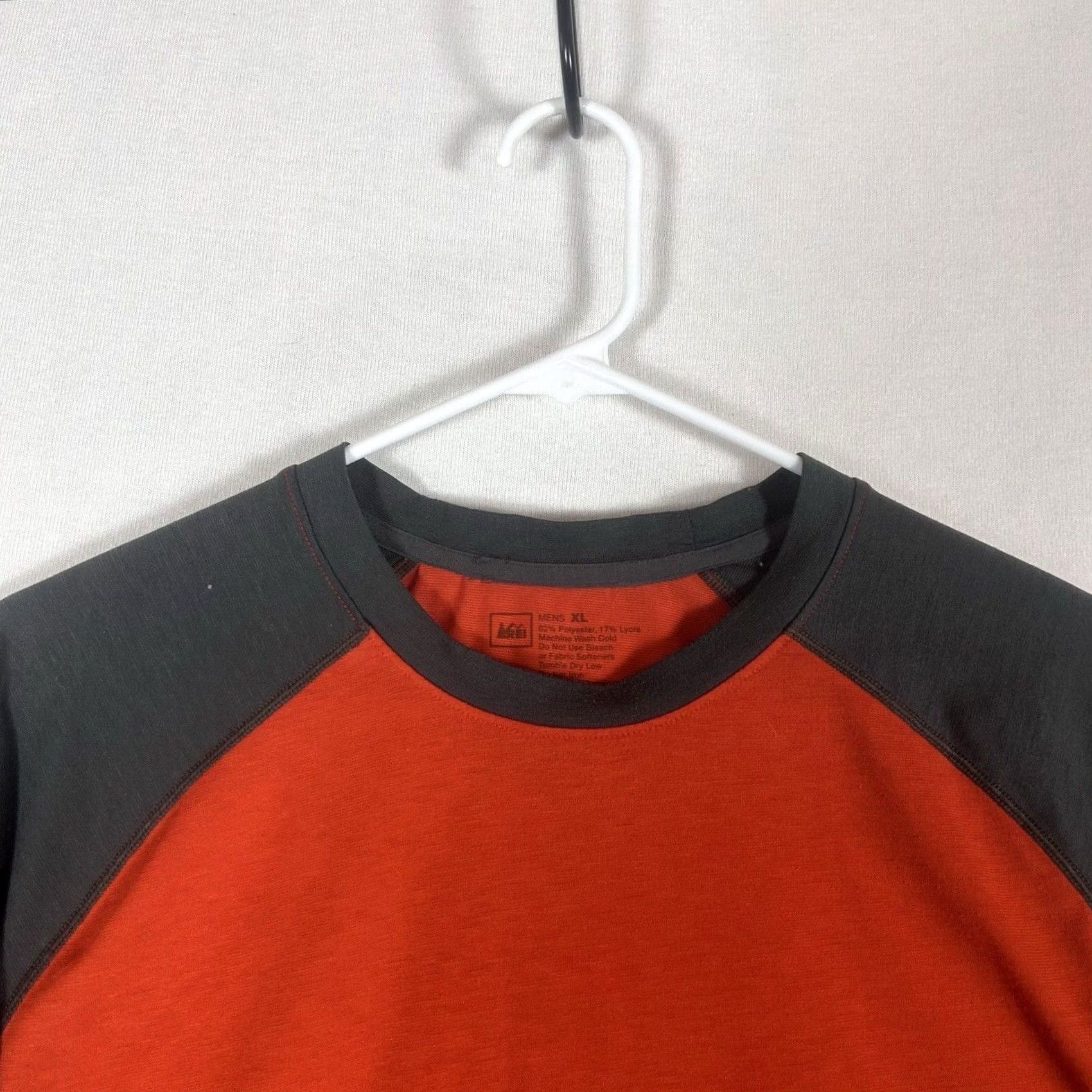 Vintage REI Long Sleeve Shirt Mens XL USA Mock Neck Pullover Base Layer Compression Athletic Casual Activewear Size US XL / EU 56 / 4 - 2 Thumbnail