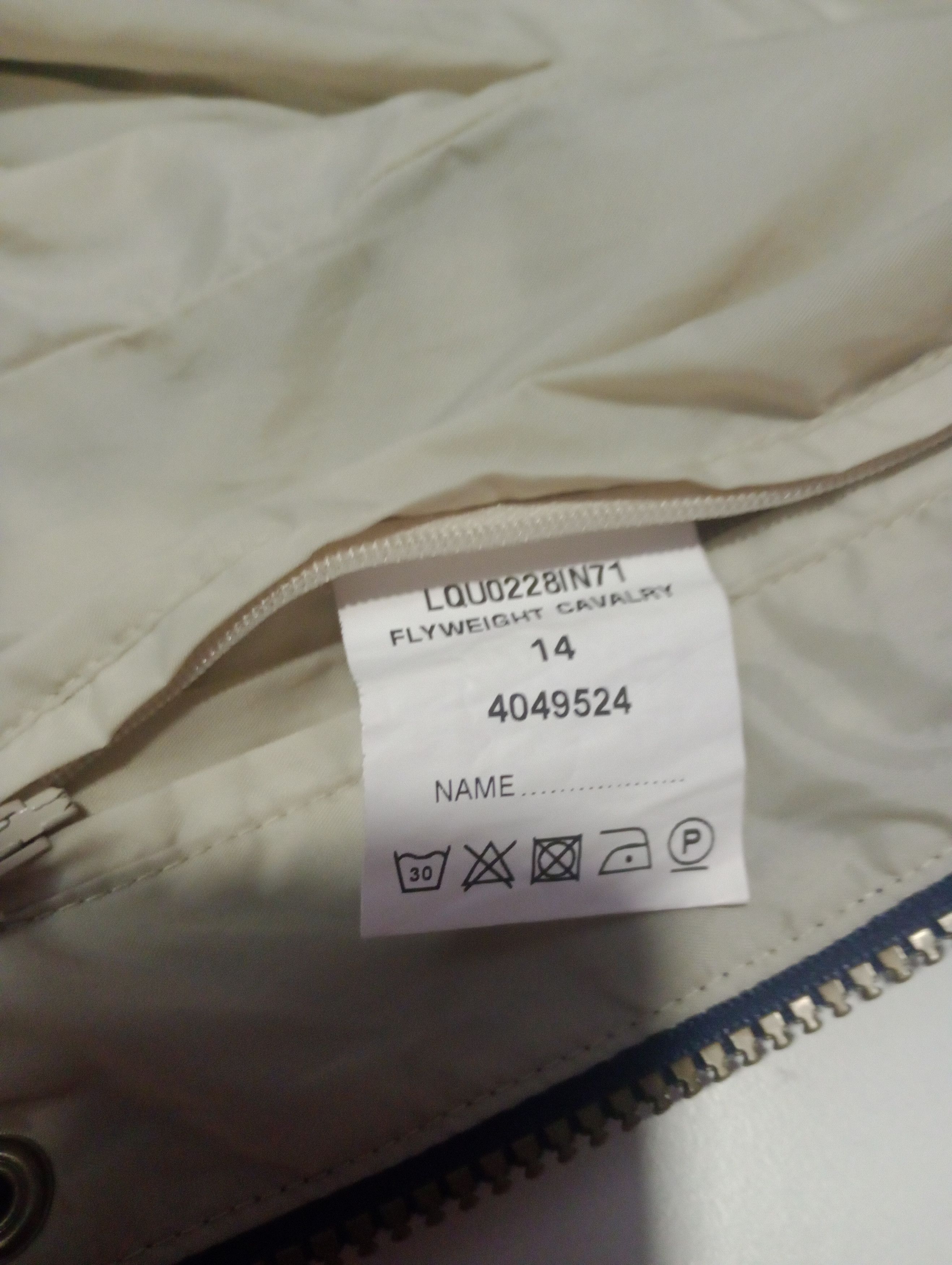 Barbour Barbour Ladies UK 14 padded flyweight cavalry jacket Size L / US 10 / IT 46 - 6 Thumbnail