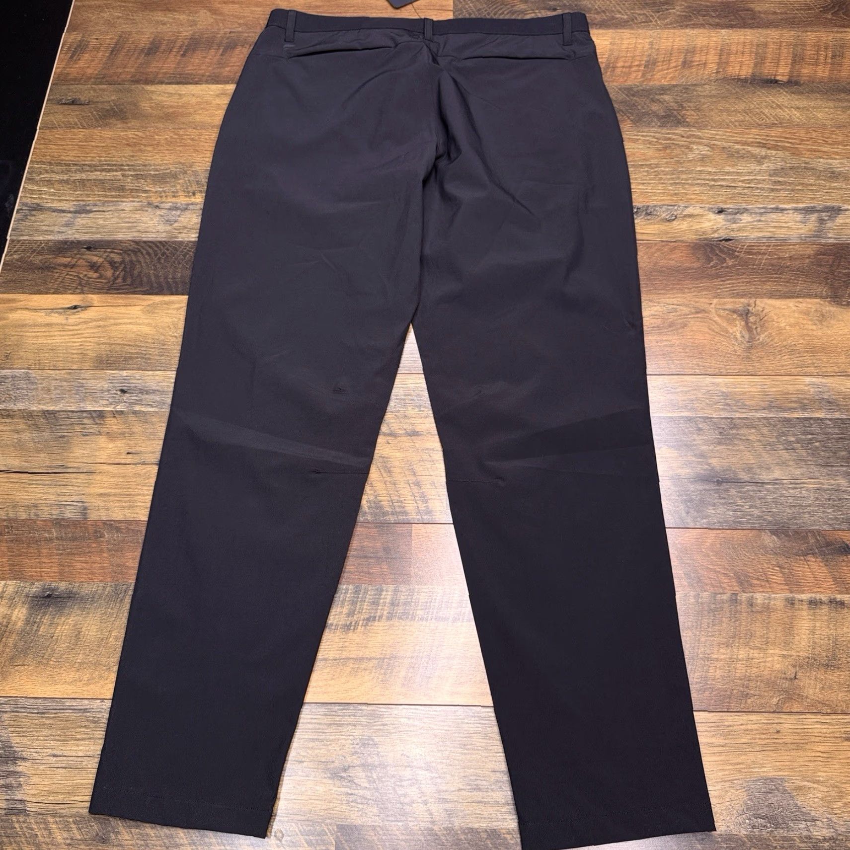 Fabletics Fabletics Mens Pants 36 Black Chino Flat Front Zip Pocket Tapered Classic Stretch 34 Inseam New Size US 36 / EU 52 - 2 Thumbnail