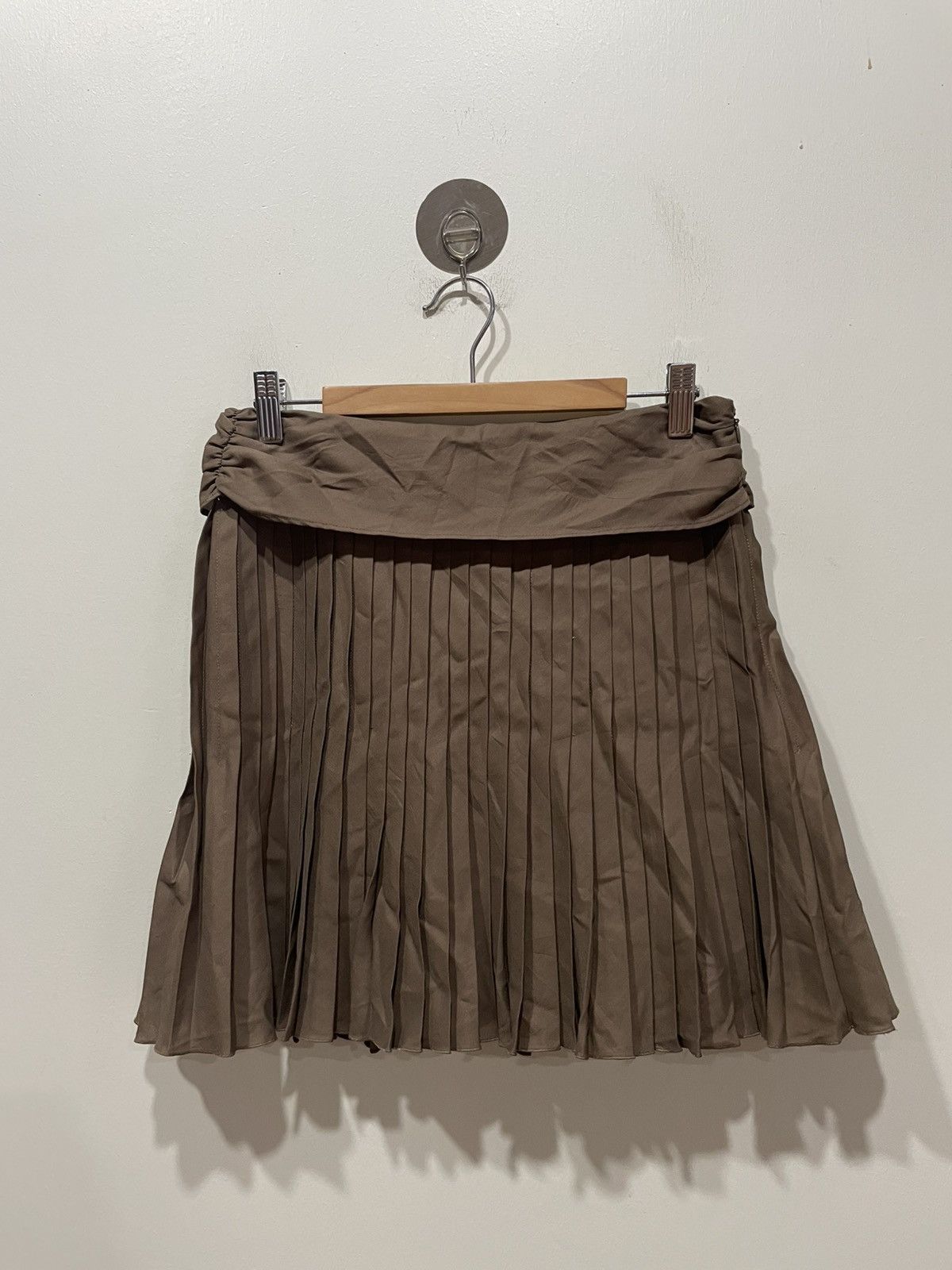 Burberry Burberry Pleated Mini Skirt Size 26" / US 2 / IT 38 - 1 Thumbnail