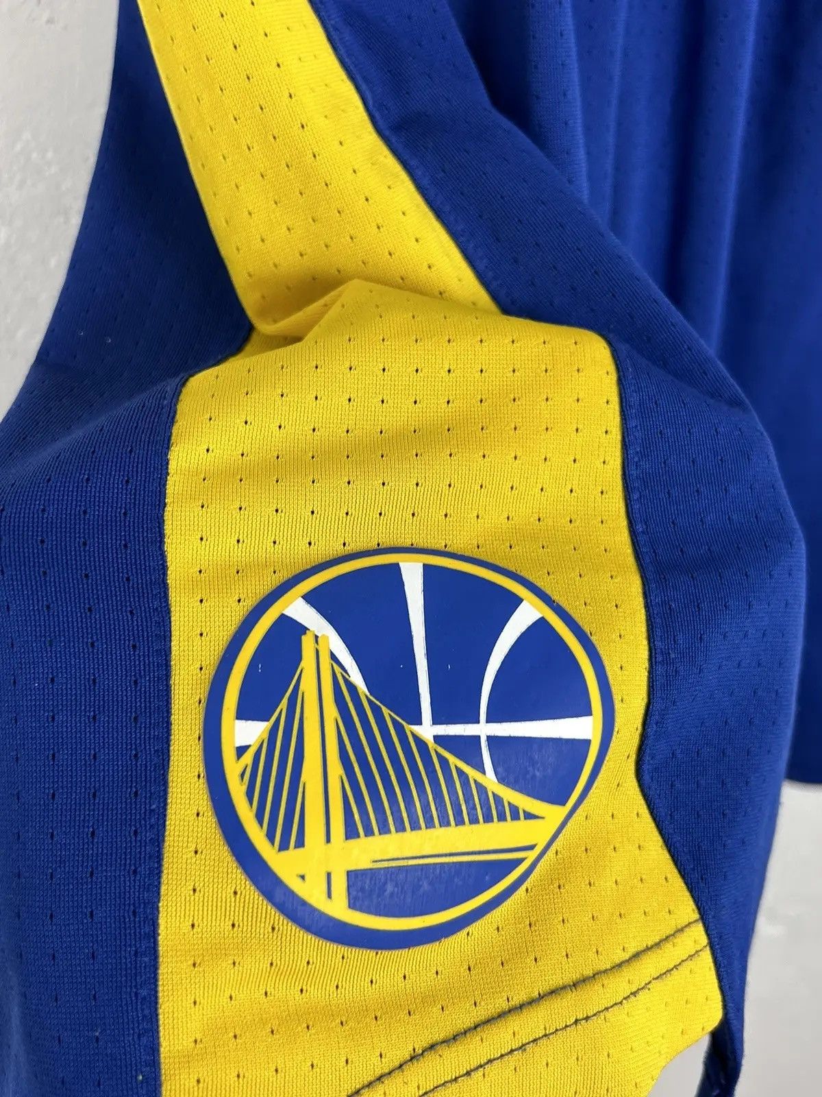NBA Nike Nba Sportswear Golden State Warriors Basketball Shorts Size US 32 / EU 48 - 2 Thumbnail
