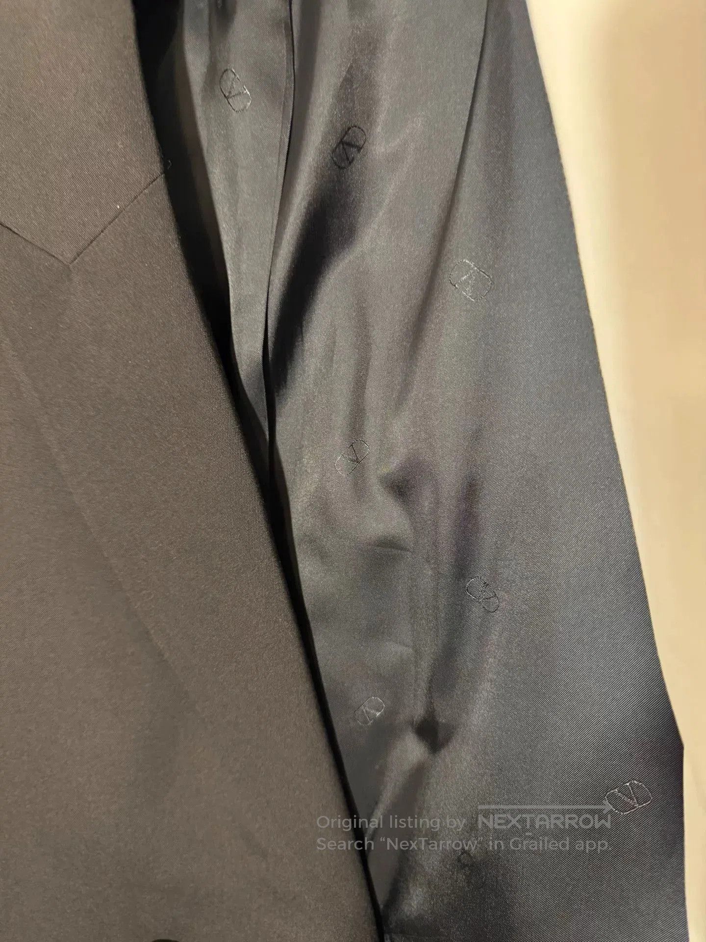 Valentino Valentino 100% Wool Suit Size 48. Size US L / EU 52-54 / 3 - 3 Thumbnail