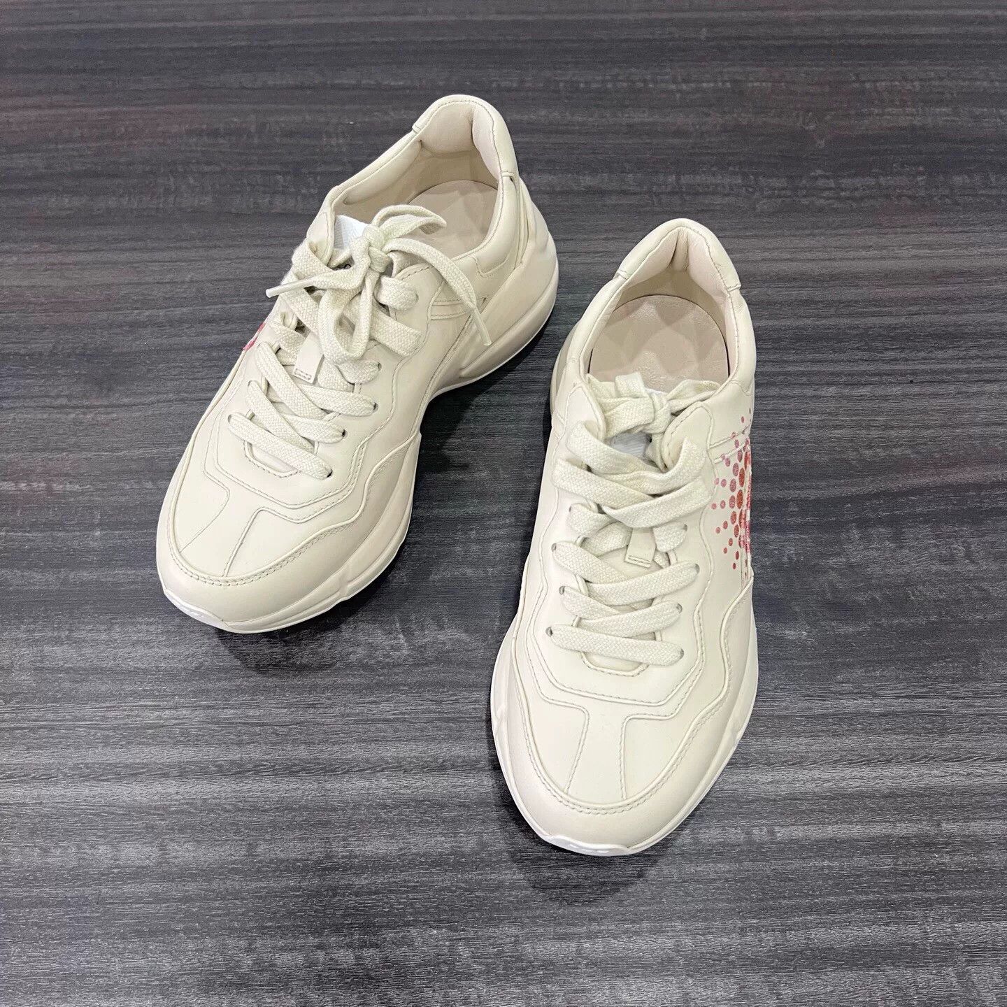 Gucci Gucci Pink Lowtop Sneakers us_6 Women Size US 6 / IT 36 - 1 Thumbnail