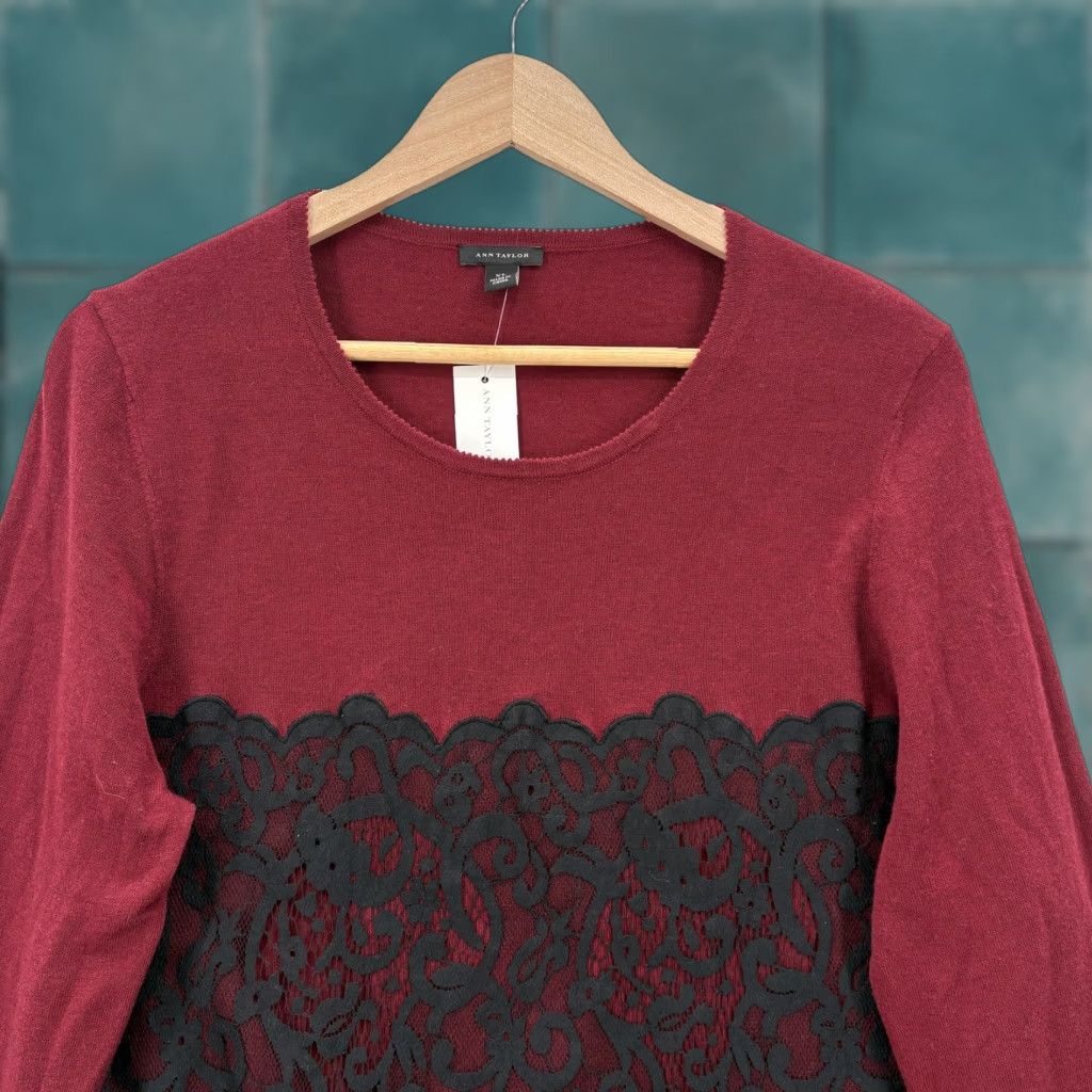Ann Taylor Ann Taylor Sweater Womens XL Red Black Lace Floral Knit Crewneck Pullover NWT Size XL / US 12-14 / IT 48-50 - 1 Thumbnail