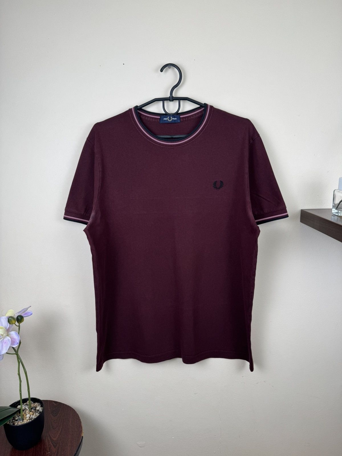 Fred Perry Fred Perry T shirt Burgundy Casual Street L Hype Rare Size US L / EU 52-54 / 3 - 1 Thumbnail