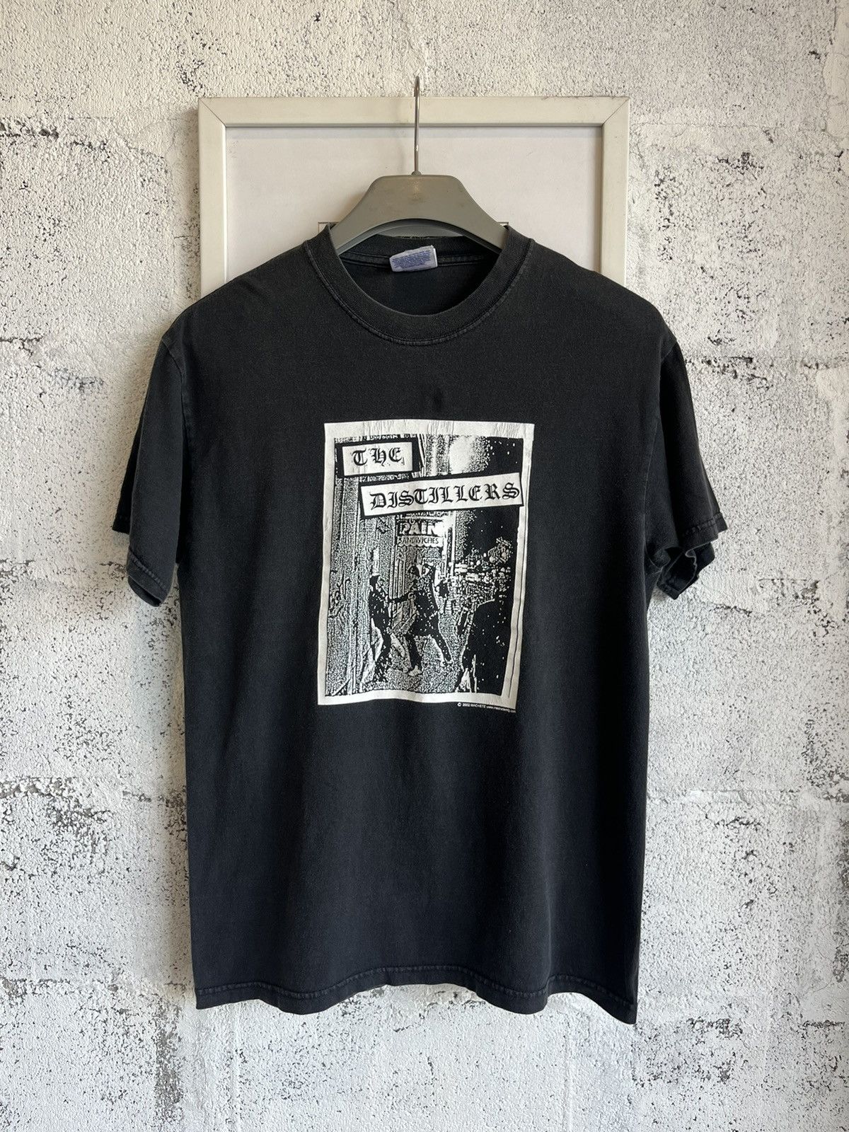Band Tees × Vintage Vintage The Distillers Punks Band 2002’s Machete Tshirt Size US M / EU 48-50 / 2 - 2 Thumbnail
