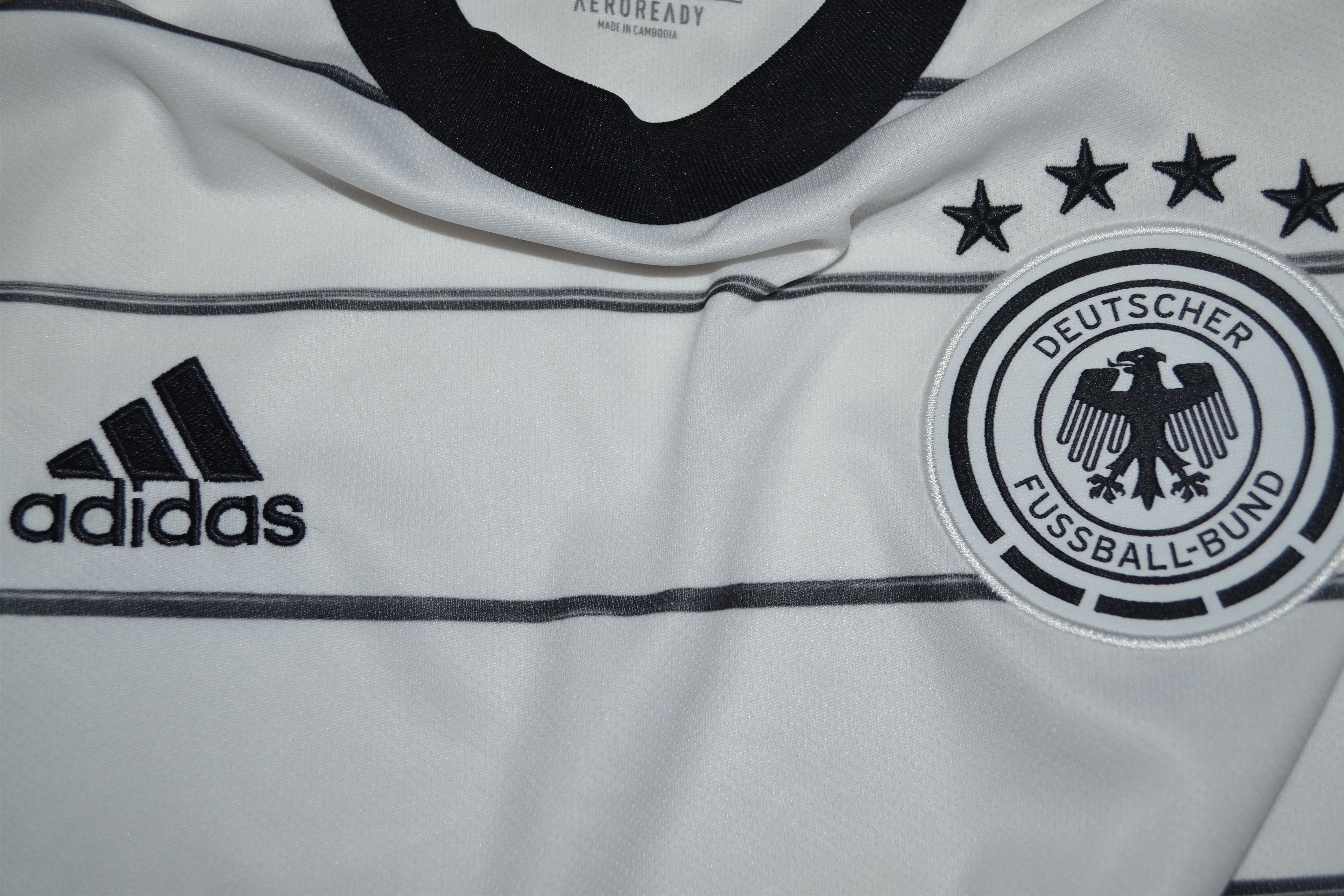 Adidas 2019 2020 Germany National Shirt Home Kit Soccer Jersey Size US S / EU 44-46 / 1 - 4 Thumbnail