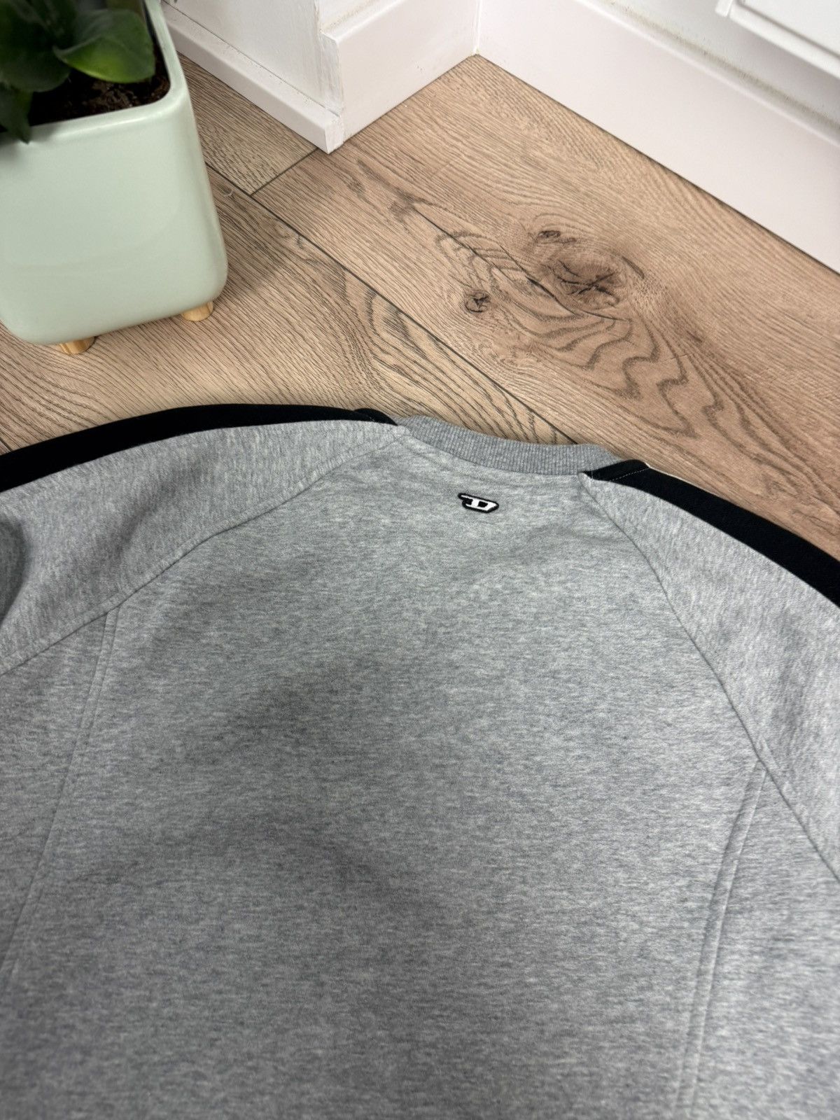 Diesel Diesel Vintage Big logo Sweatshirt Rare Size US S / EU 44-46 / 1 - 9 Thumbnail