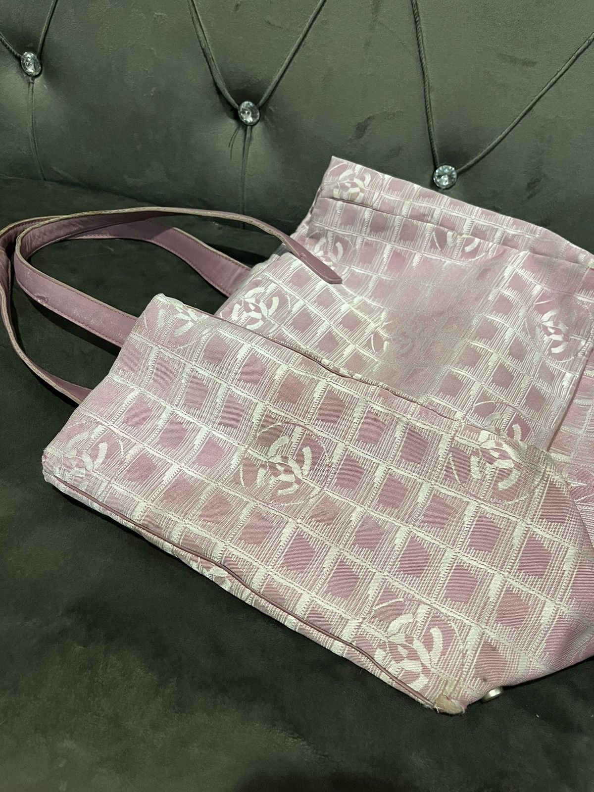 Chanel Authentic Chanel Tote Bag Size ONE SIZE - 9 Thumbnail