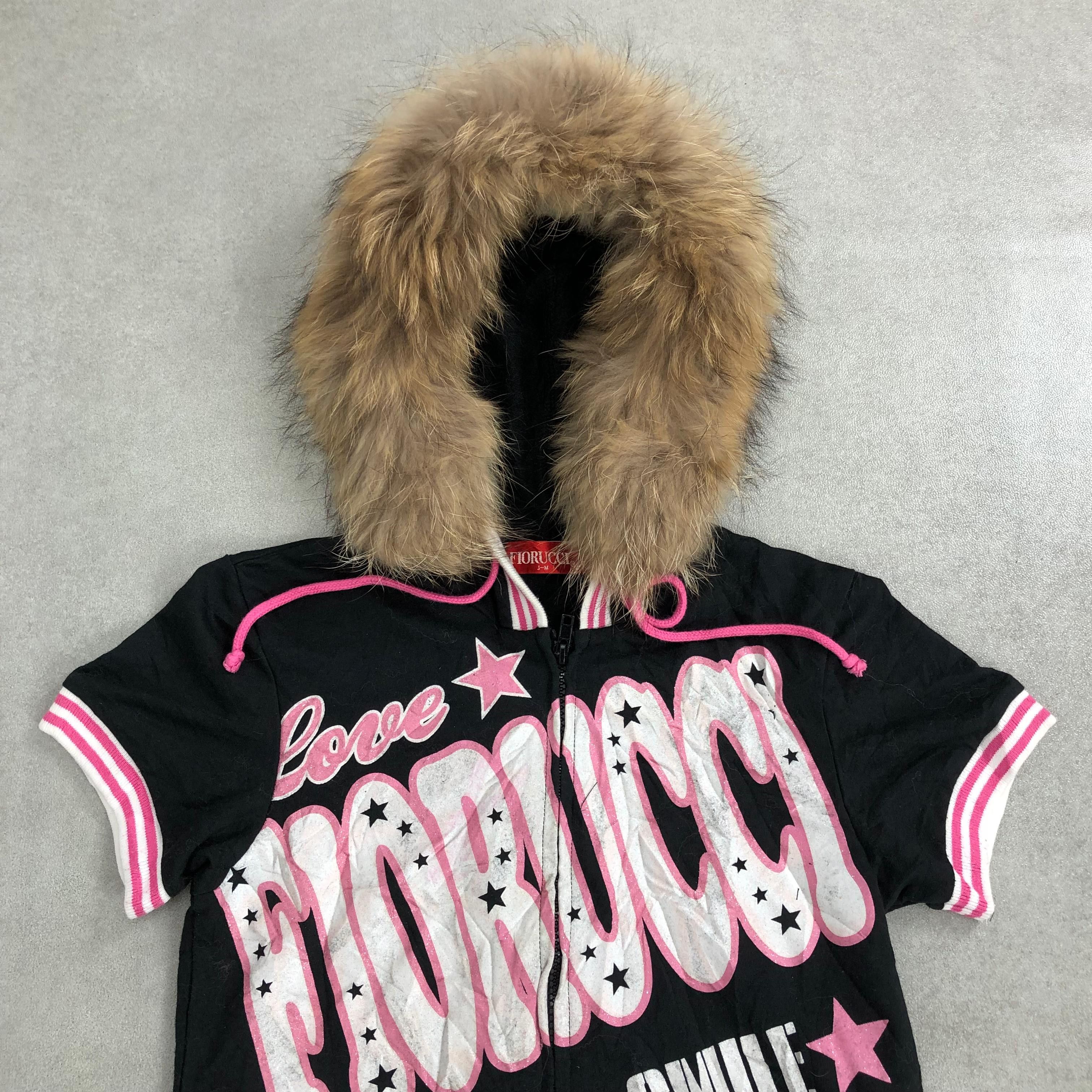 Japanese Brand 2000s Fiorucci Lgb Gothic Poem Fur Short Sleeve Zip Hoodie Size US S / EU 44-46 / 1 - 2 Thumbnail