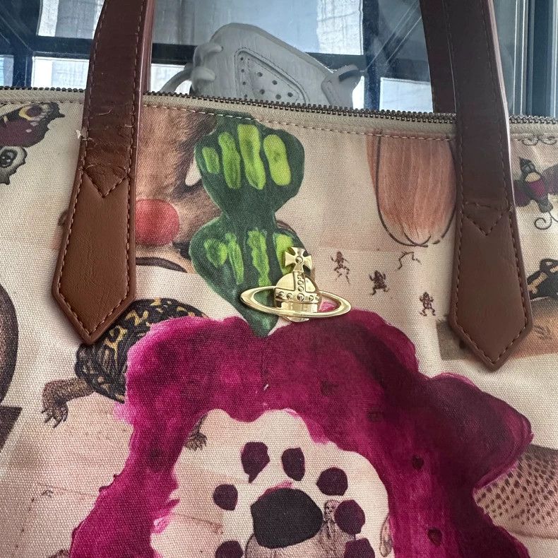 Vivienne Westwood vivienne westwood size os Large bag, super beautiful color Size ONE SIZE - 2 Thumbnail