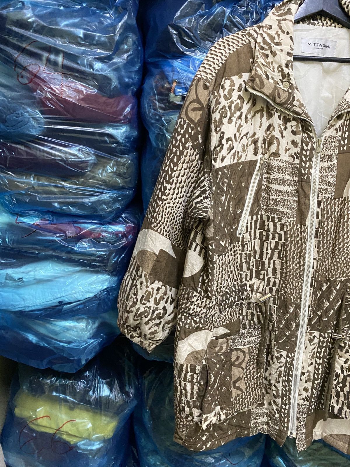 Designer Vitta Dini Women’s Vintage Patchwork Animal Print Jacket Size L / US 10 / IT 46 - 8 Thumbnail