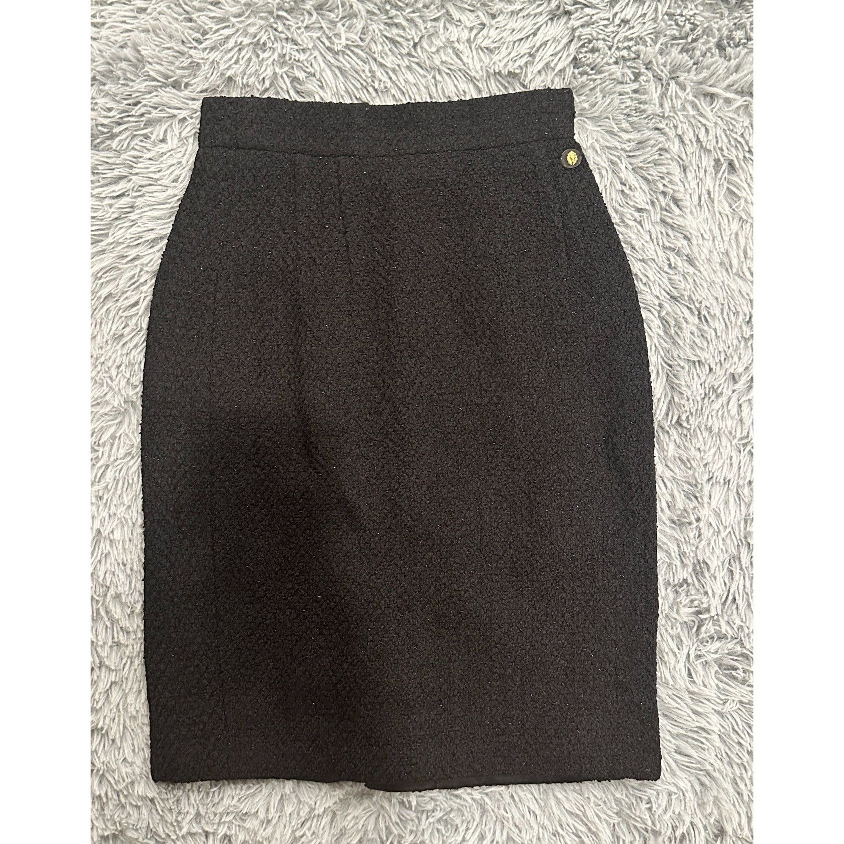 Chanel Chanel Black Textured Pencil Skirt Size 34 Made In France Size 34" / US 12 / IT 48 - 1 Thumbnail