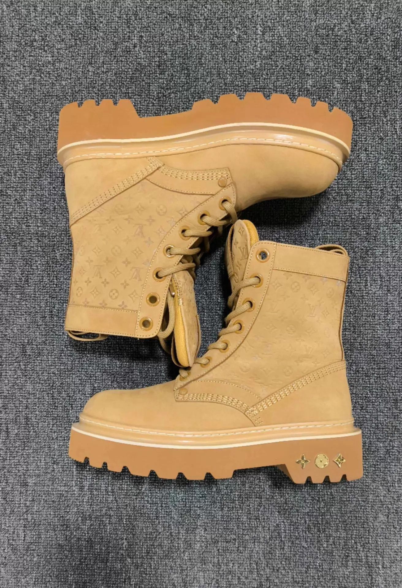 Louis Vuitton LV Brown Ranger Boots 39 Size US 8.5 / IT 38.5 - 3 Thumbnail