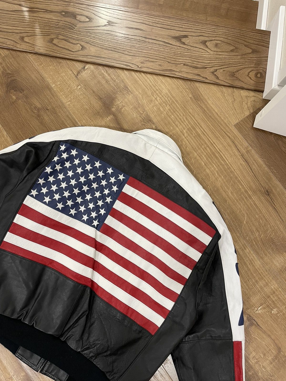 Genuine Leather Vintage USA Flag Top Gun Genuine Leather Pilot Bomber Jacket Size US L / EU 52-54 / 3 - 12 Thumbnail