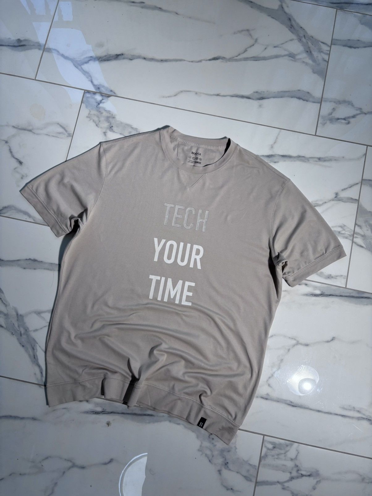 Boggi Boggi Milano Tshirt „TECH YOUR TIME” Logo Designer Italy Size US XL / EU 56 / 4 - 1 Thumbnail